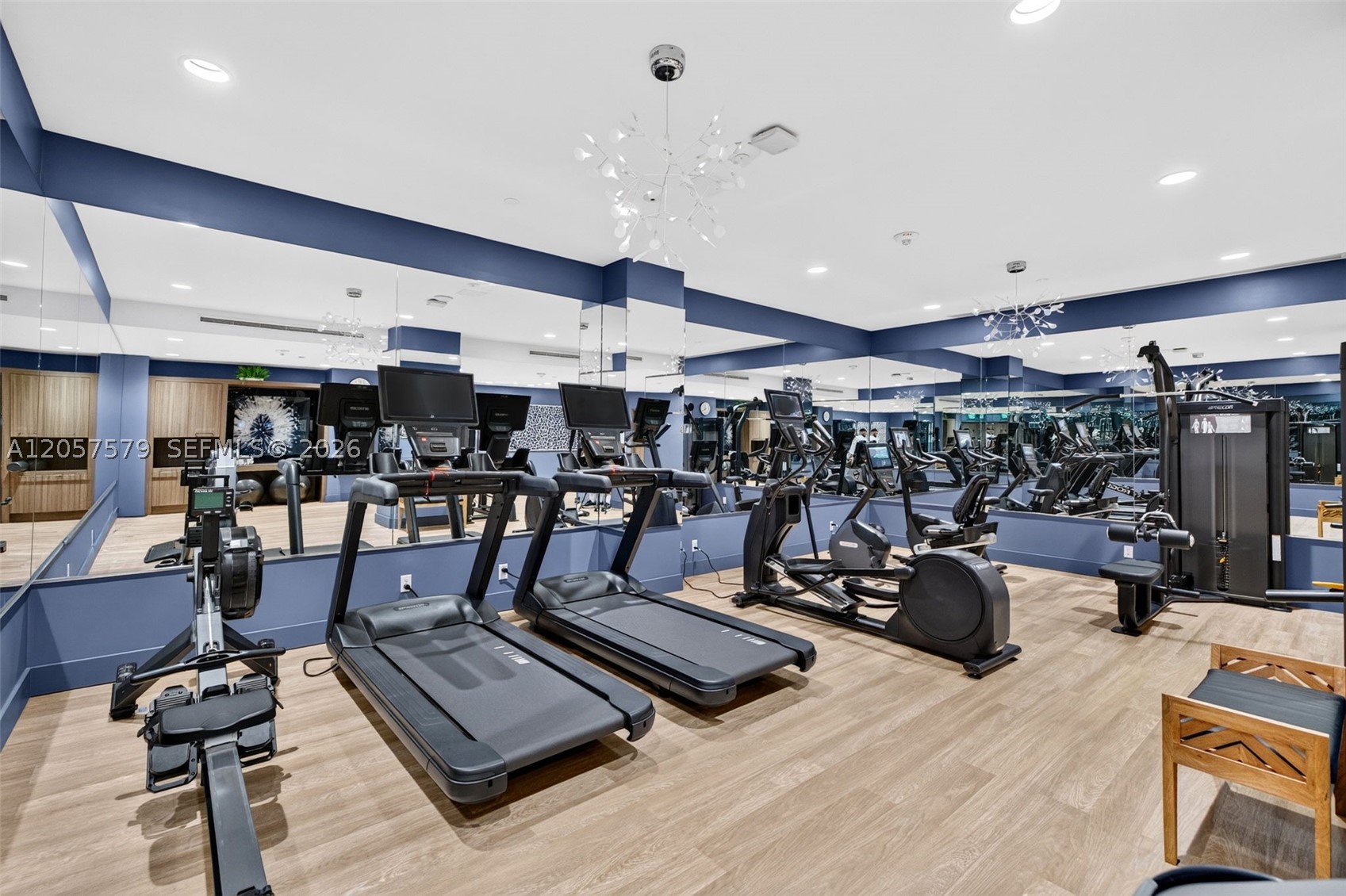 3000 Island Blvd #2506 Aventura, FL 33160