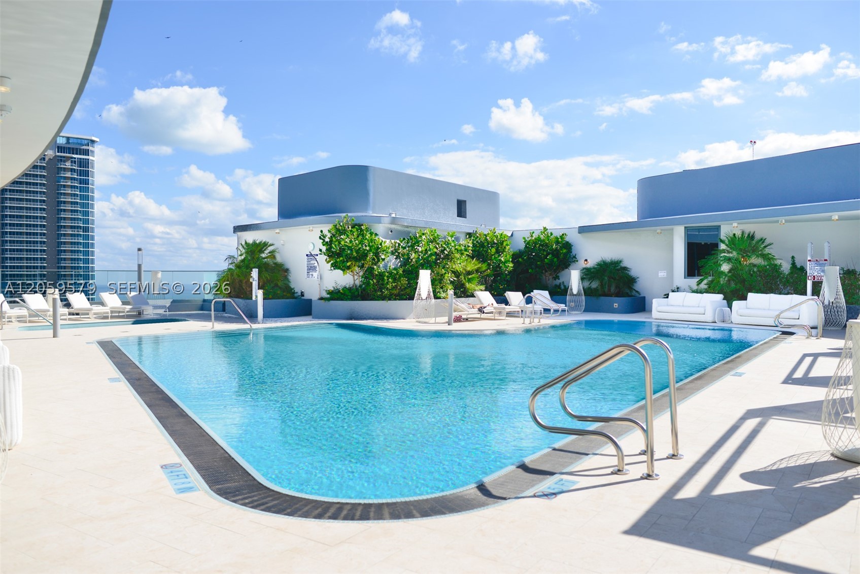 image Brickell Flatiron14