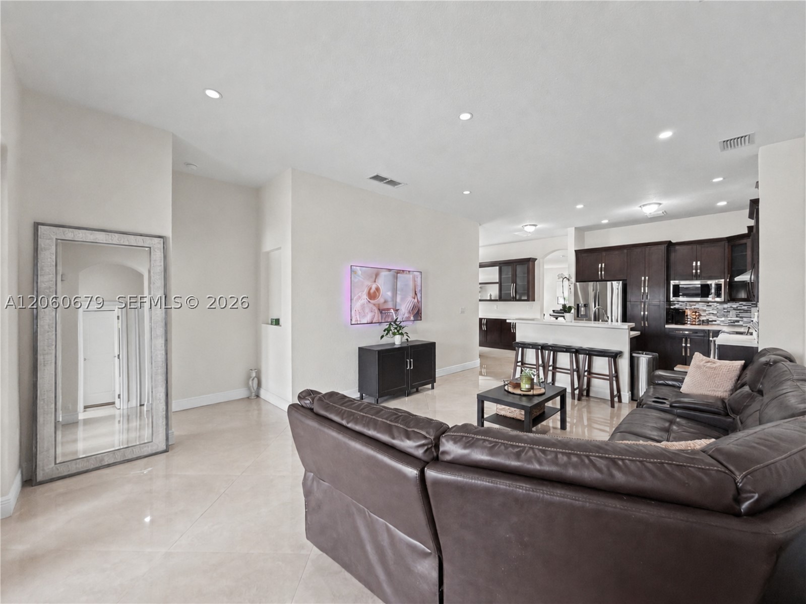 5889 SW 17th St Miami, FL 33155