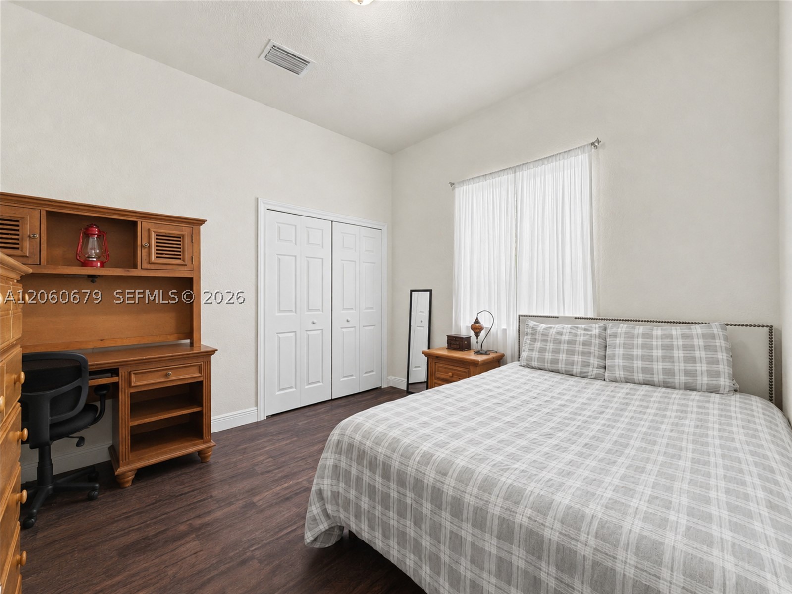 5889 SW 17th St Miami, FL 33155