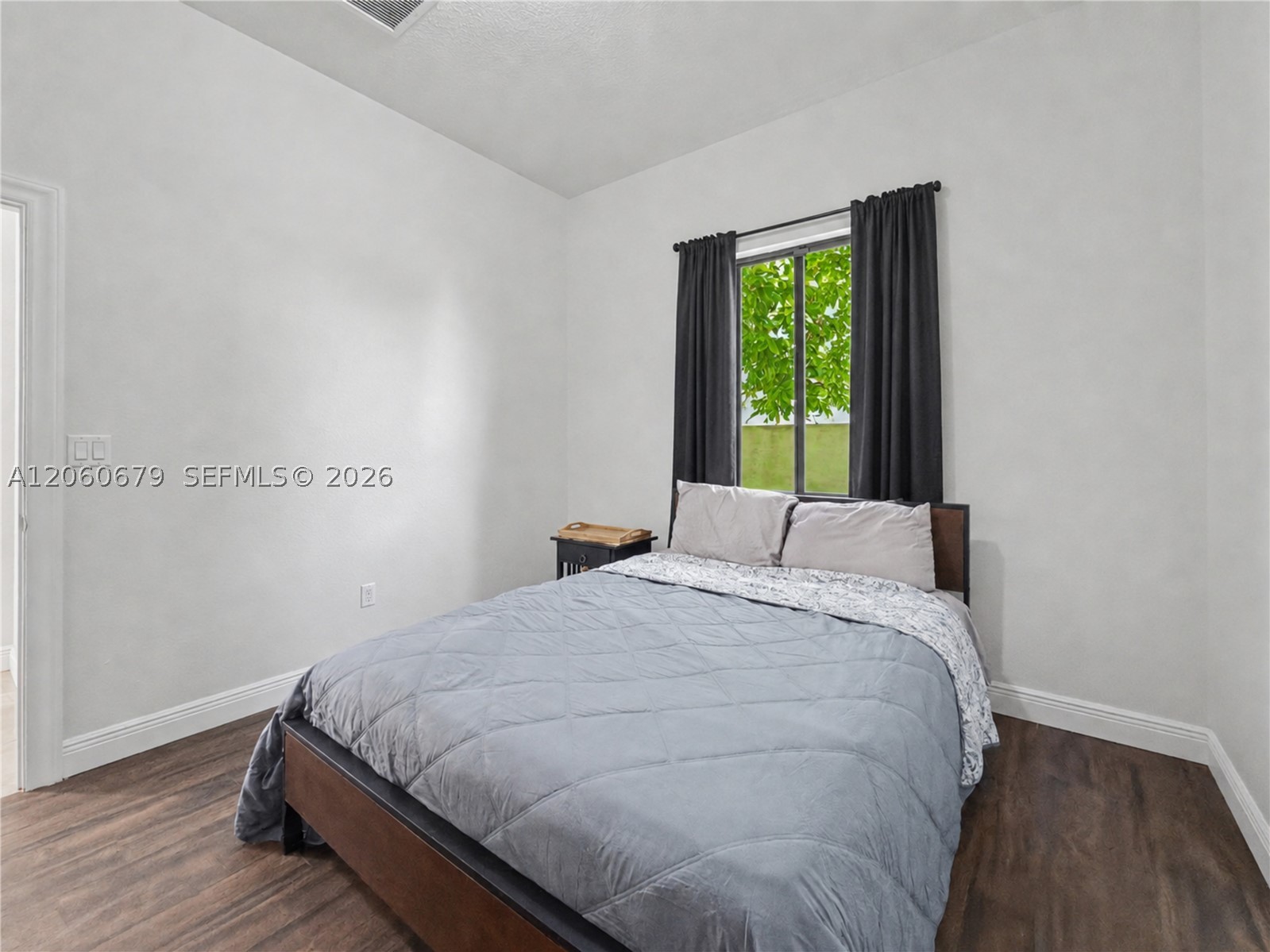5889 SW 17th St Miami, FL 33155