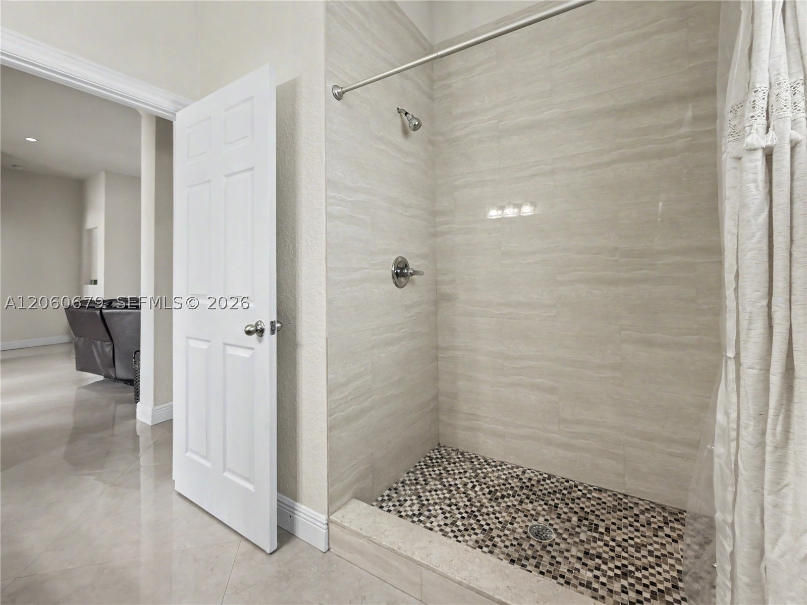 5889 SW 17th St Miami, FL 33155