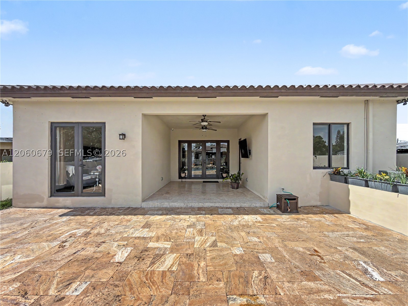 5889 SW 17th St Miami, FL 33155