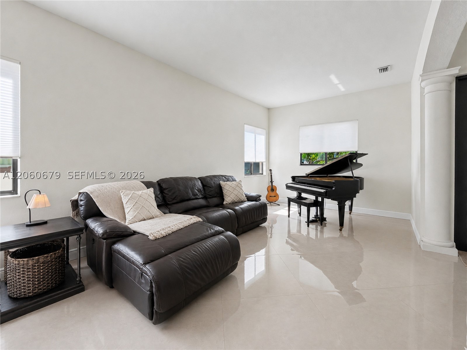 5889 SW 17th St Miami, FL 33155