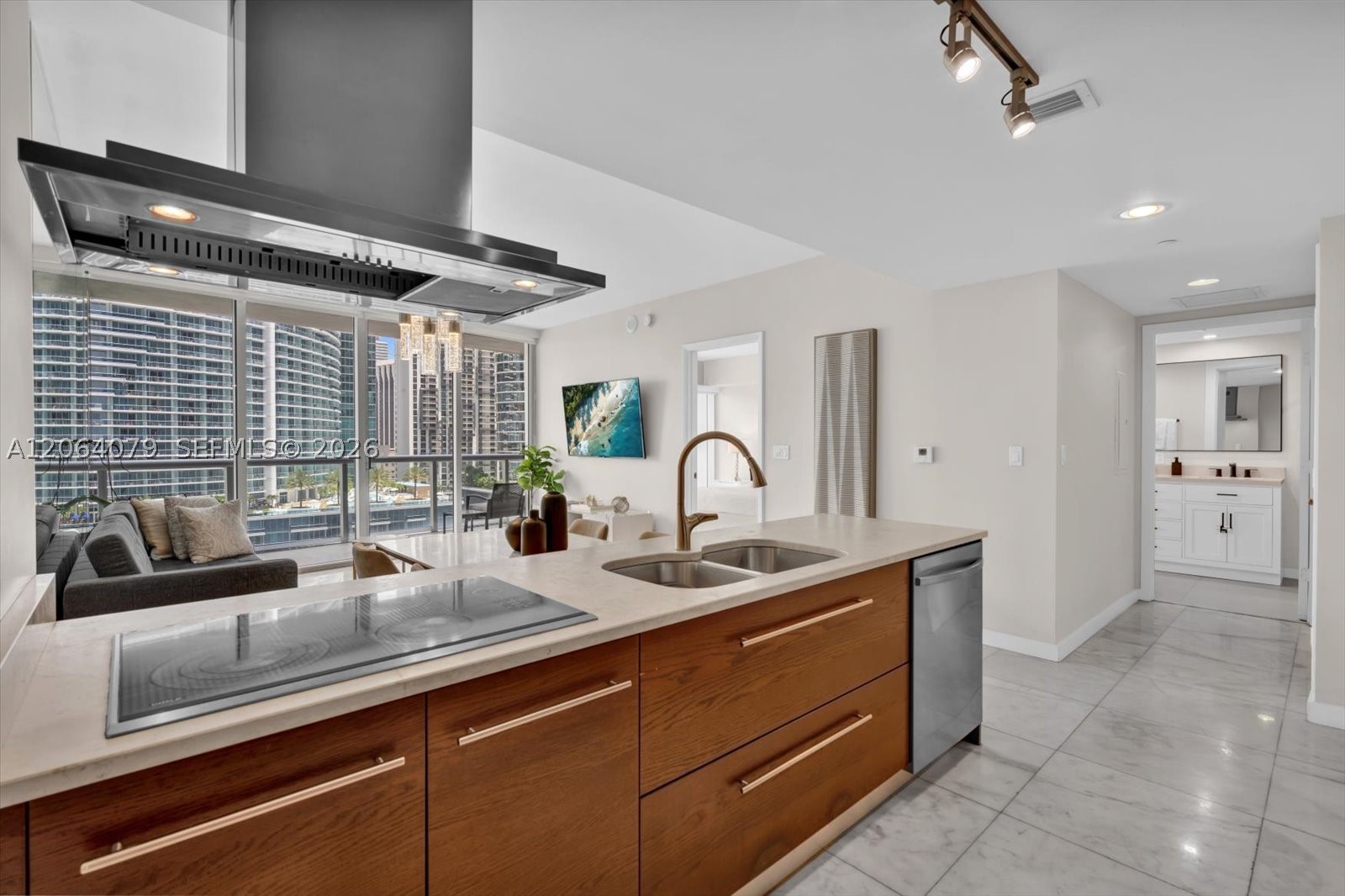 image Icon Brickell III (W Miami)10