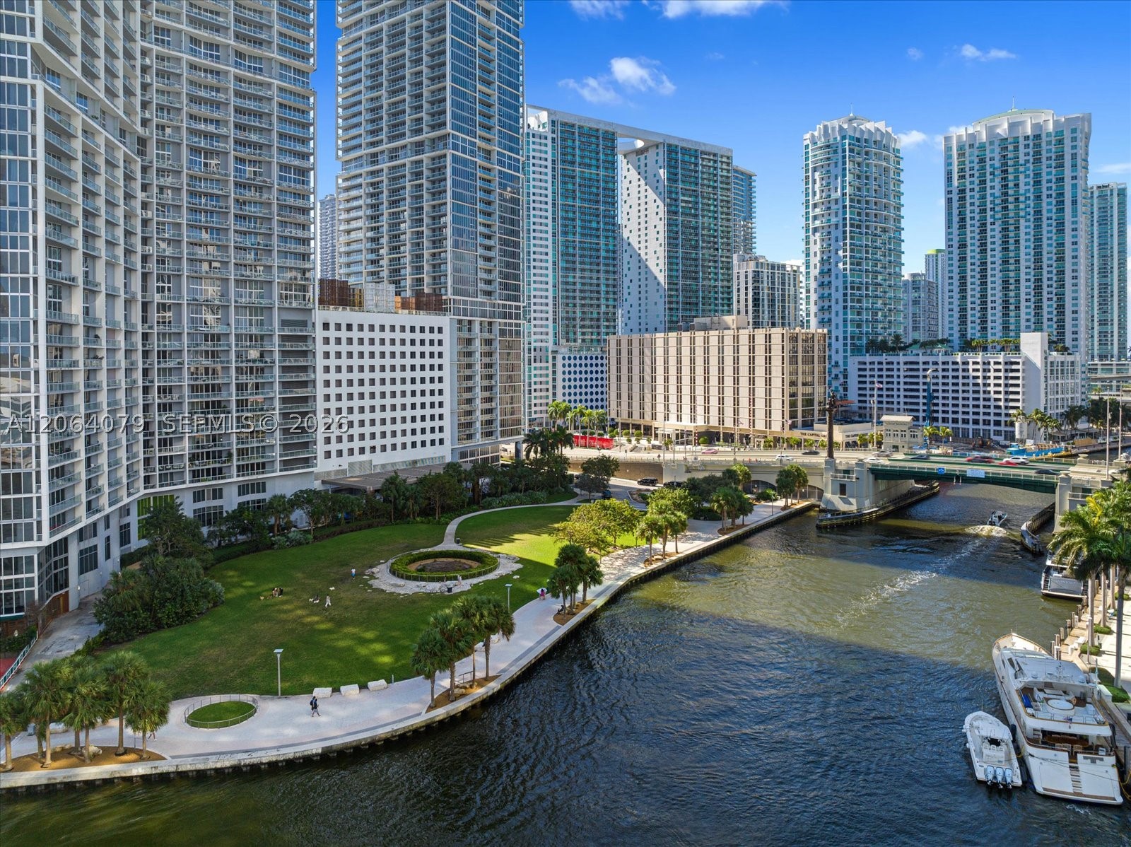 image Icon Brickell III (W Miami)21