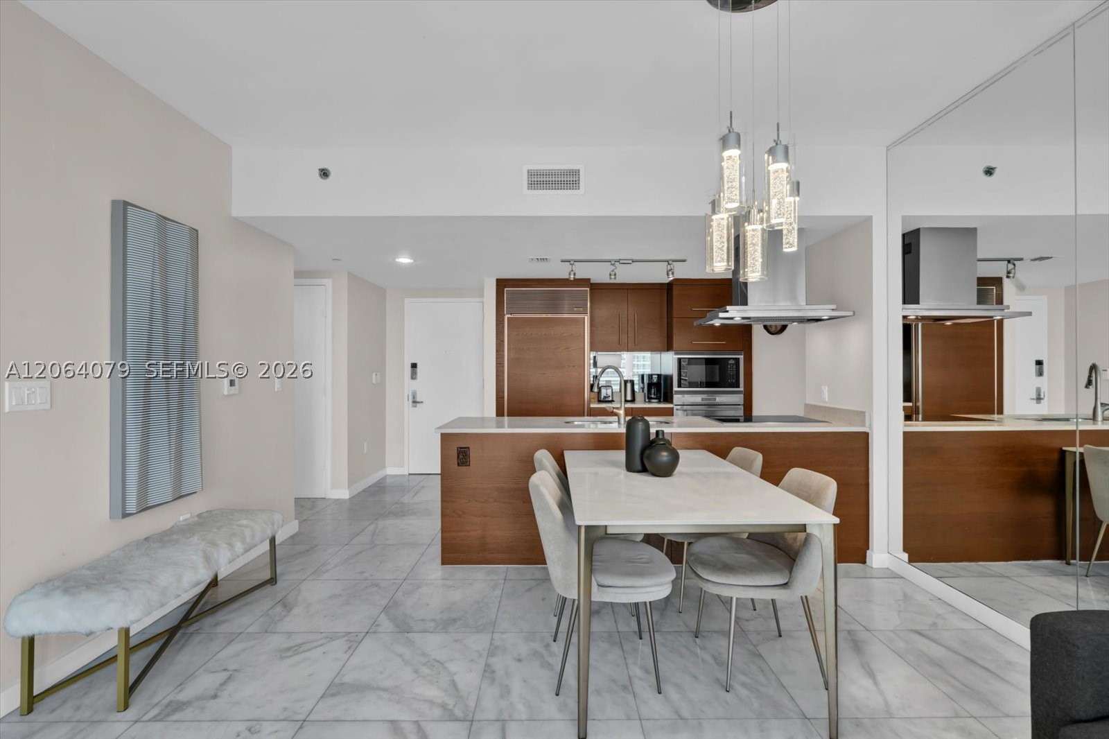 image Icon Brickell III (W Miami)8