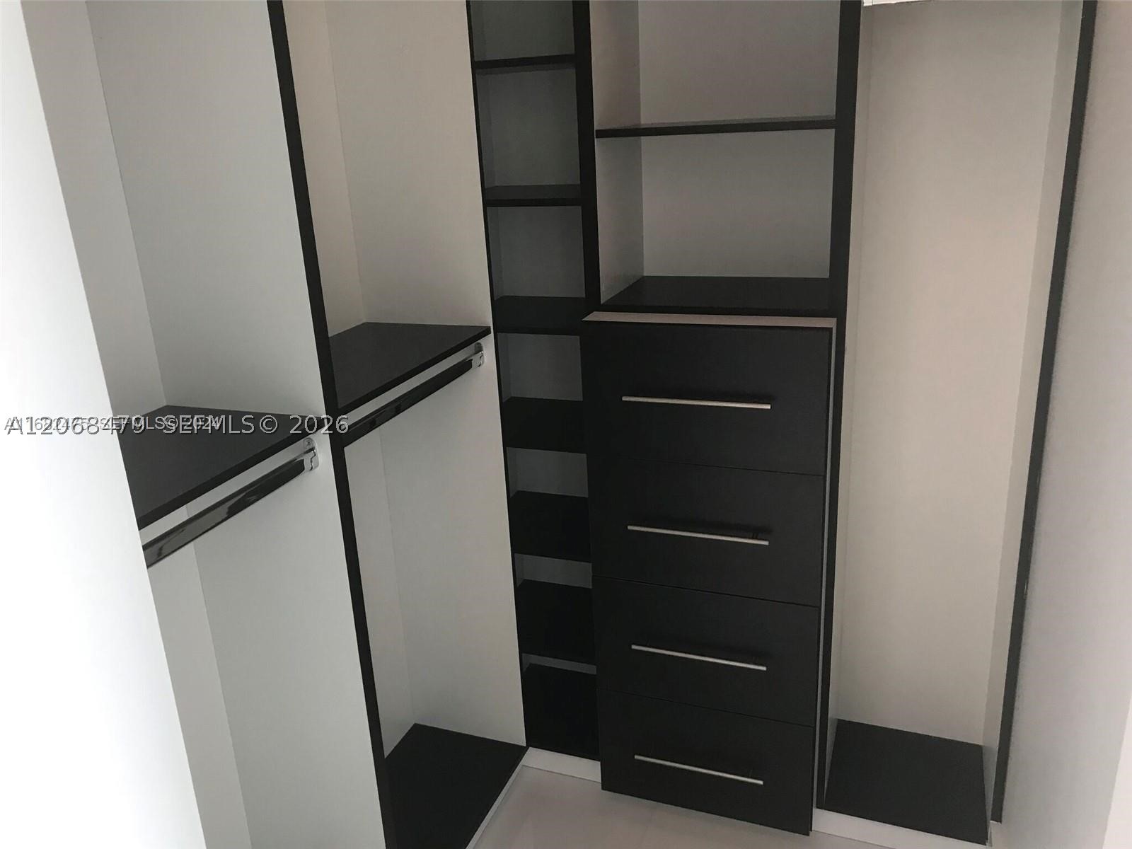 image Dua Miami (SLS Brickell)10