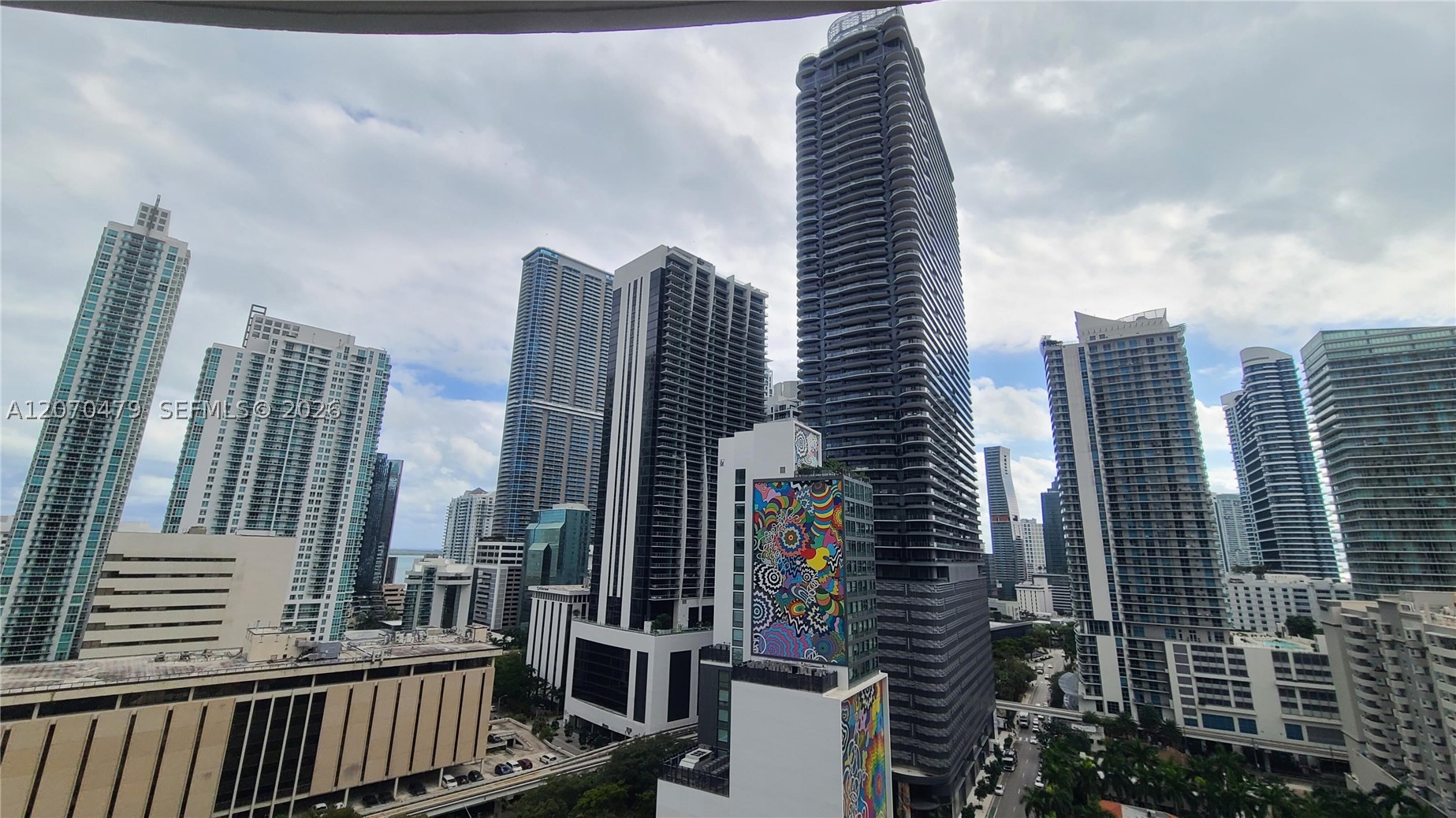 image Brickell Heights East9