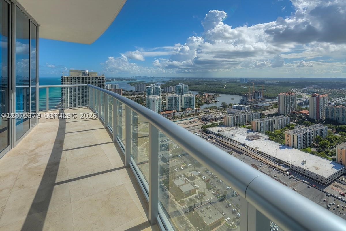 17001 Collins Ave #4301 Sunny Isles Beach, FL 33160