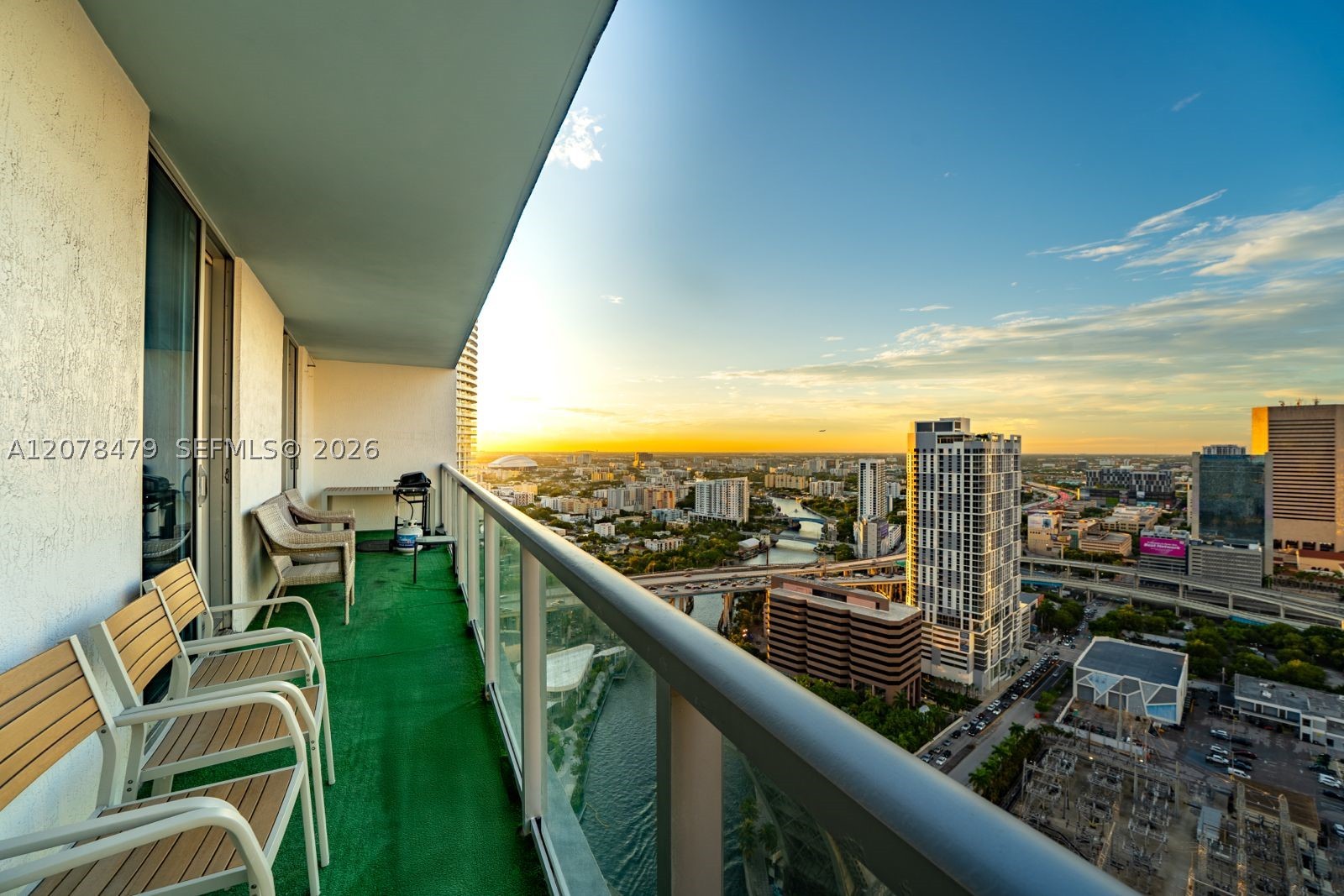 185 SW 7th St #3609