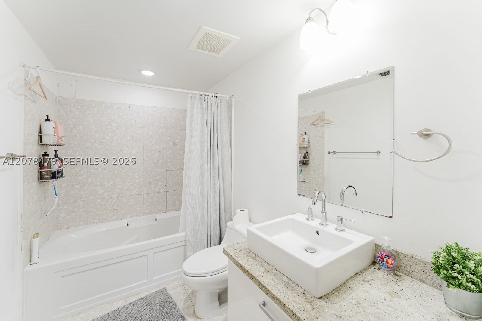 185 SW 7th St #3609 Miami, FL 33130
