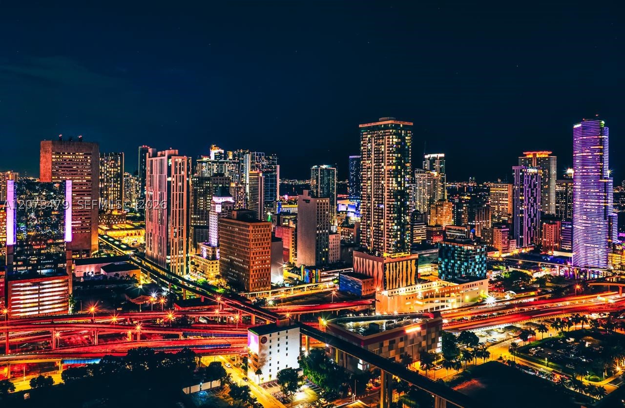 185 SW 7th St #3609 Miami, FL 33130