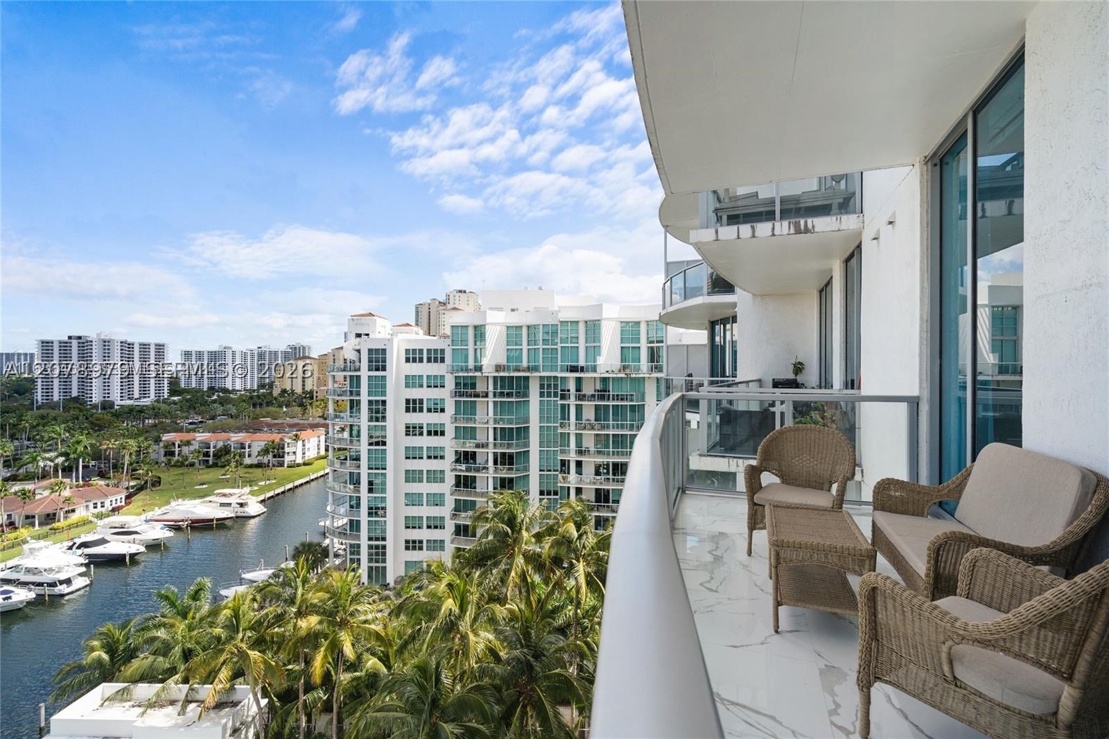 image Uptown Marina Lofts11