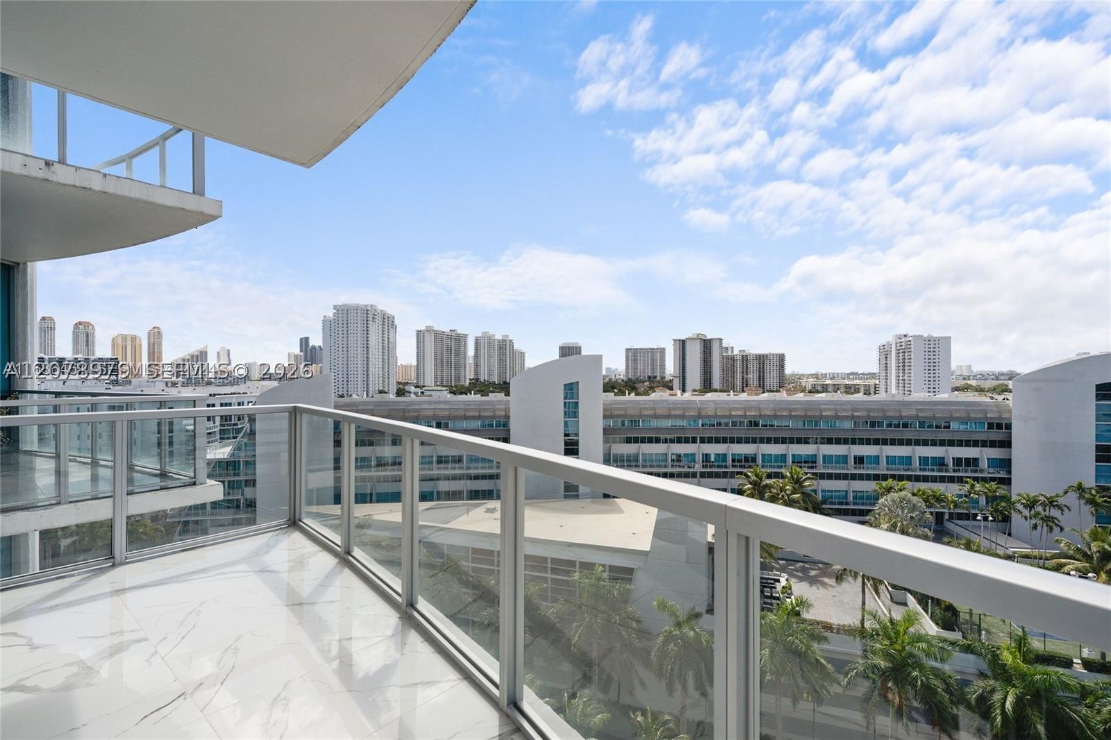 image Uptown Marina Lofts14