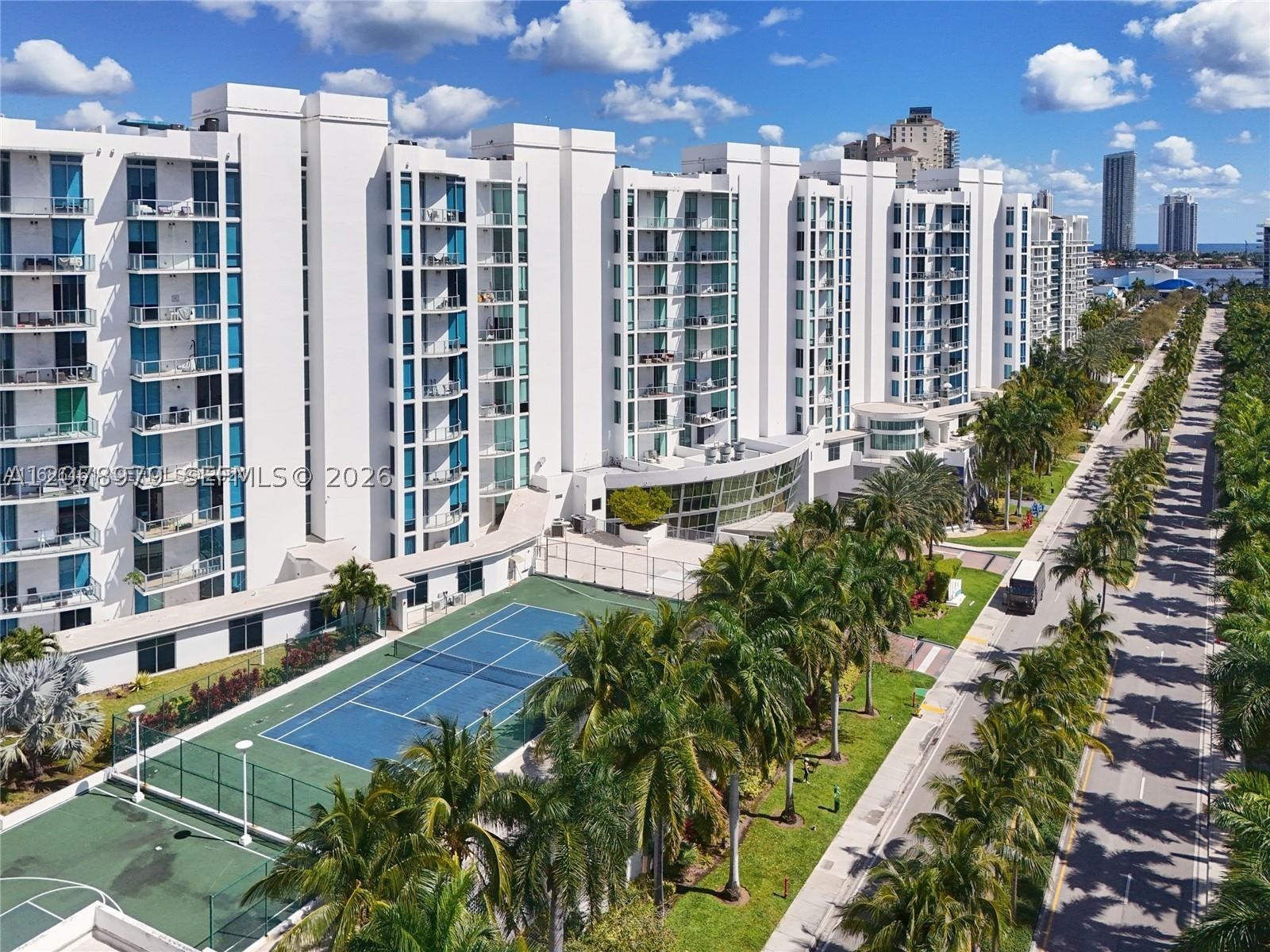 image Uptown Marina Lofts25