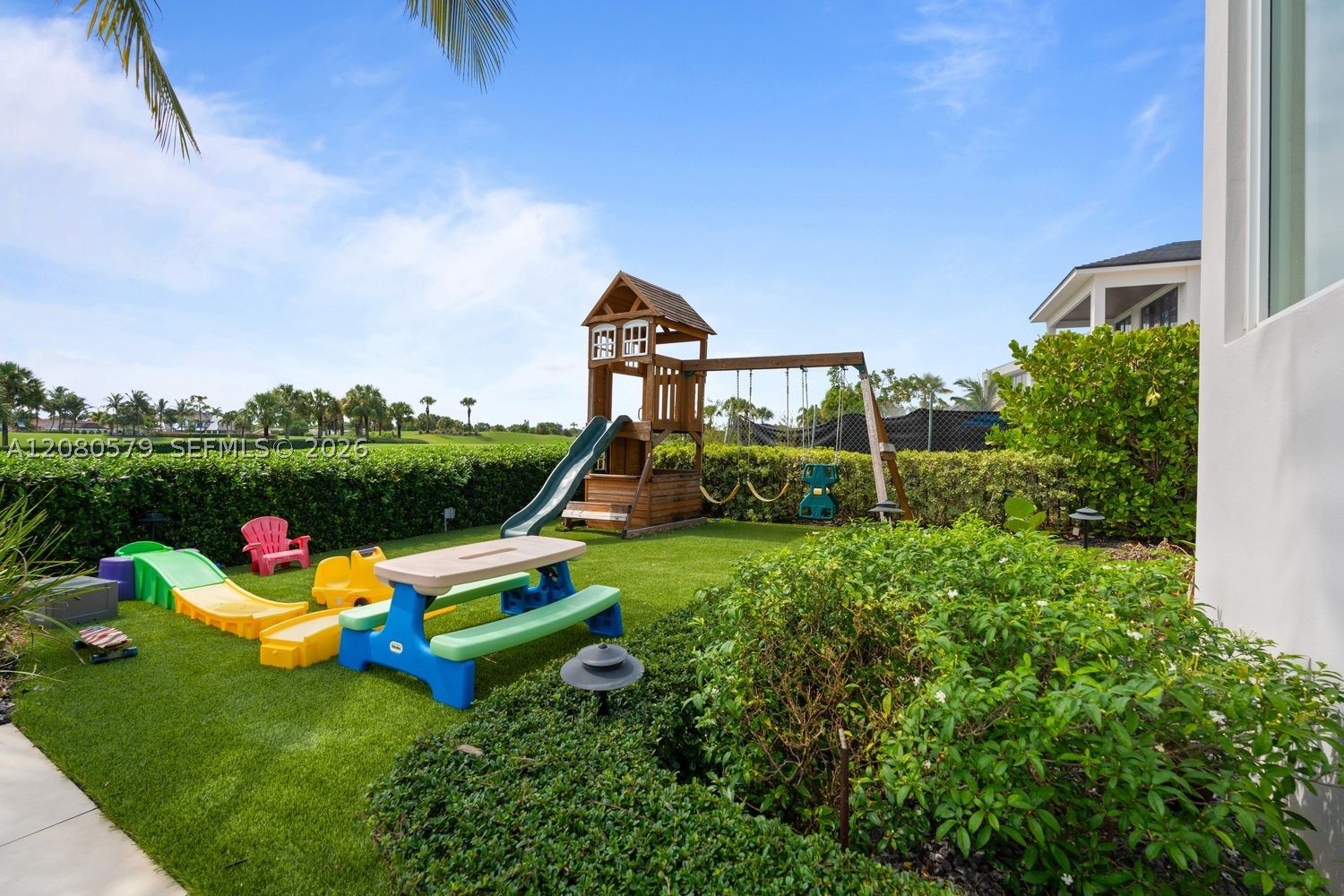 3939 Country Clb Ln Fort Lauderdale, FL 33308
