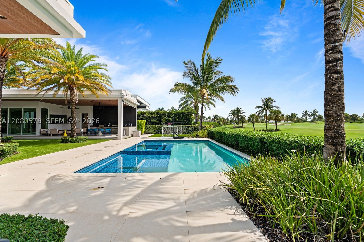 3939 Country Clb Ln Fort Lauderdale, FL 33308