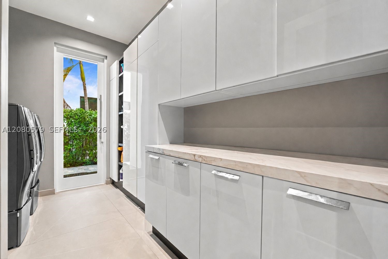 3939 Country Clb Ln Fort Lauderdale, FL 33308