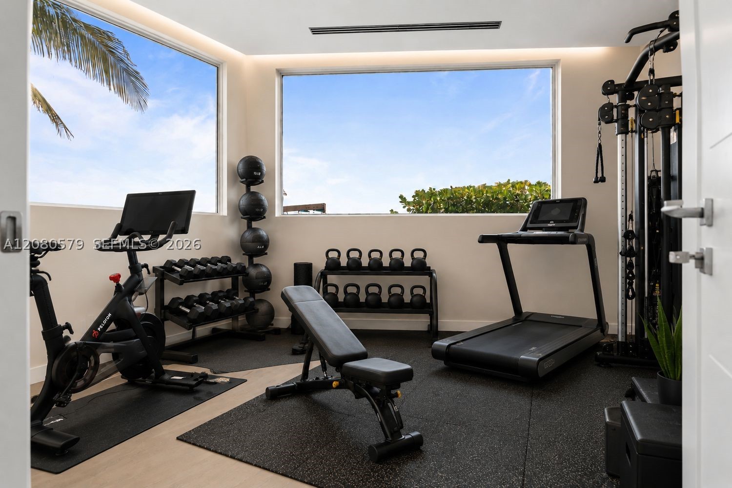 3939 Country Clb Ln Fort Lauderdale, FL 33308