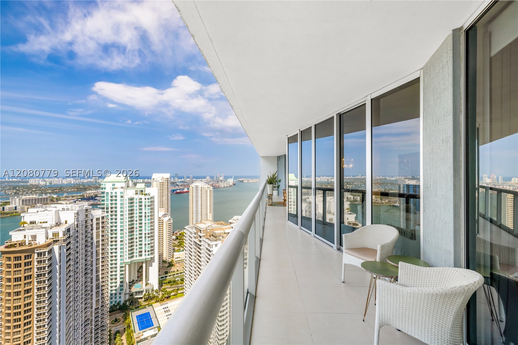 495 Brickell Ave #4704 Miami, FL 33131