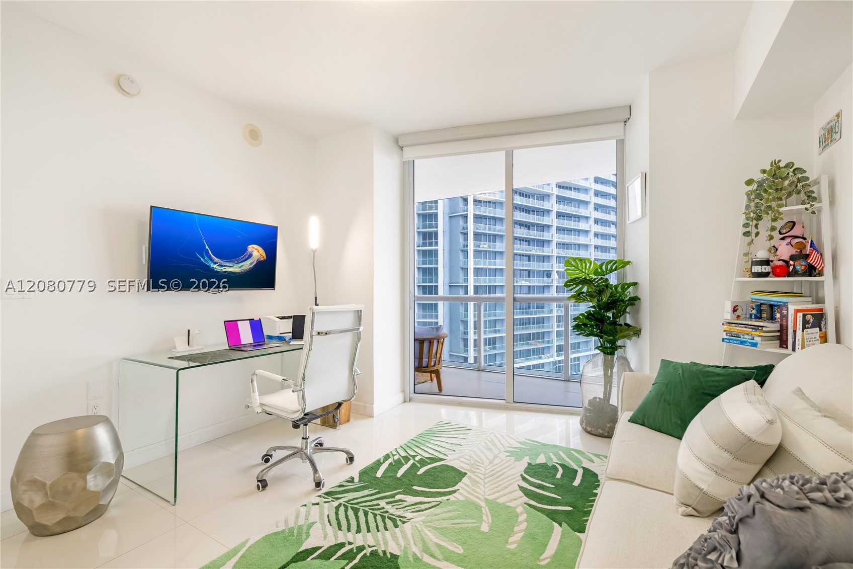 495 Brickell Ave #4704 Miami, FL 33131