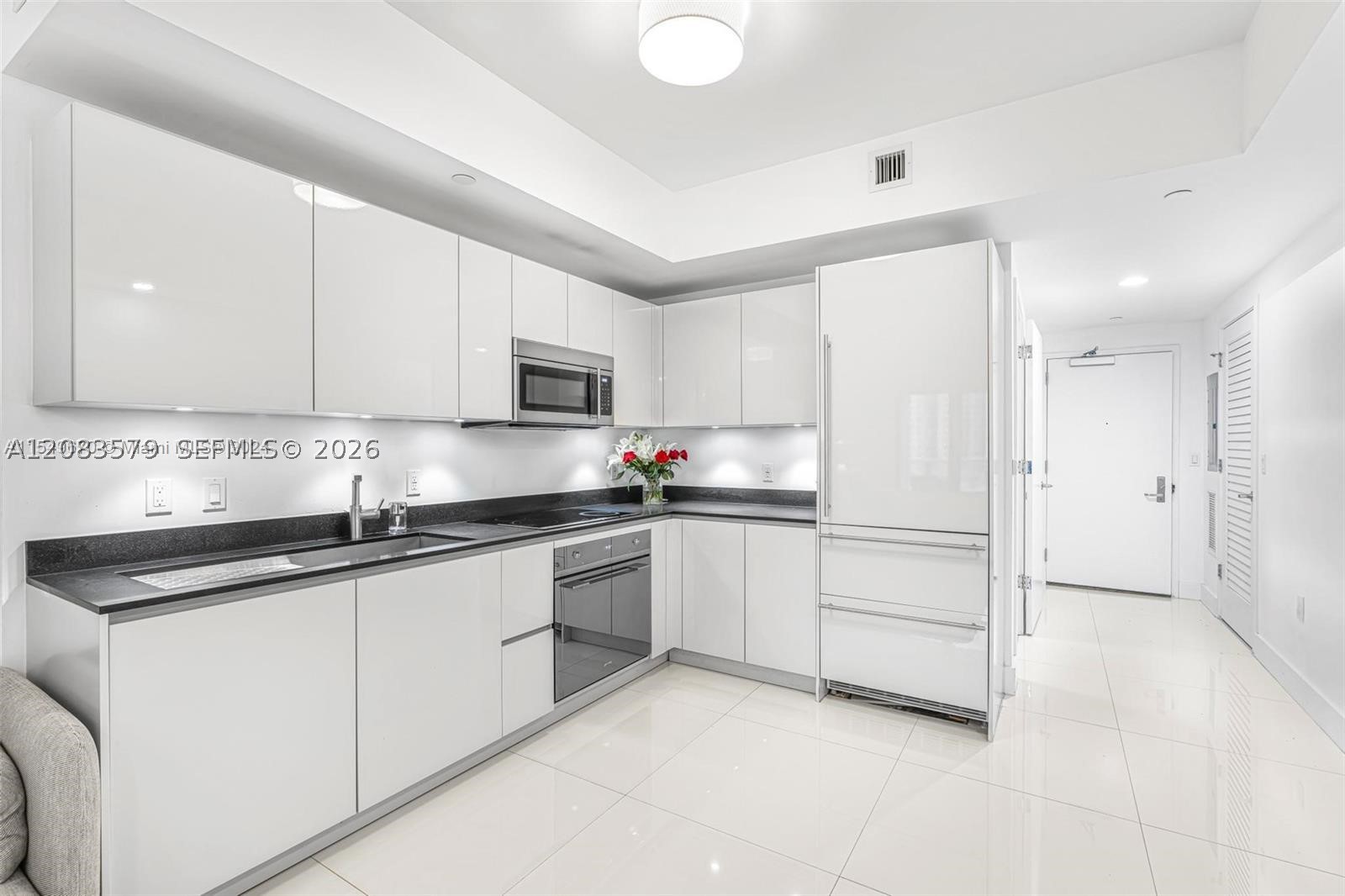 image 1010 Brickell3