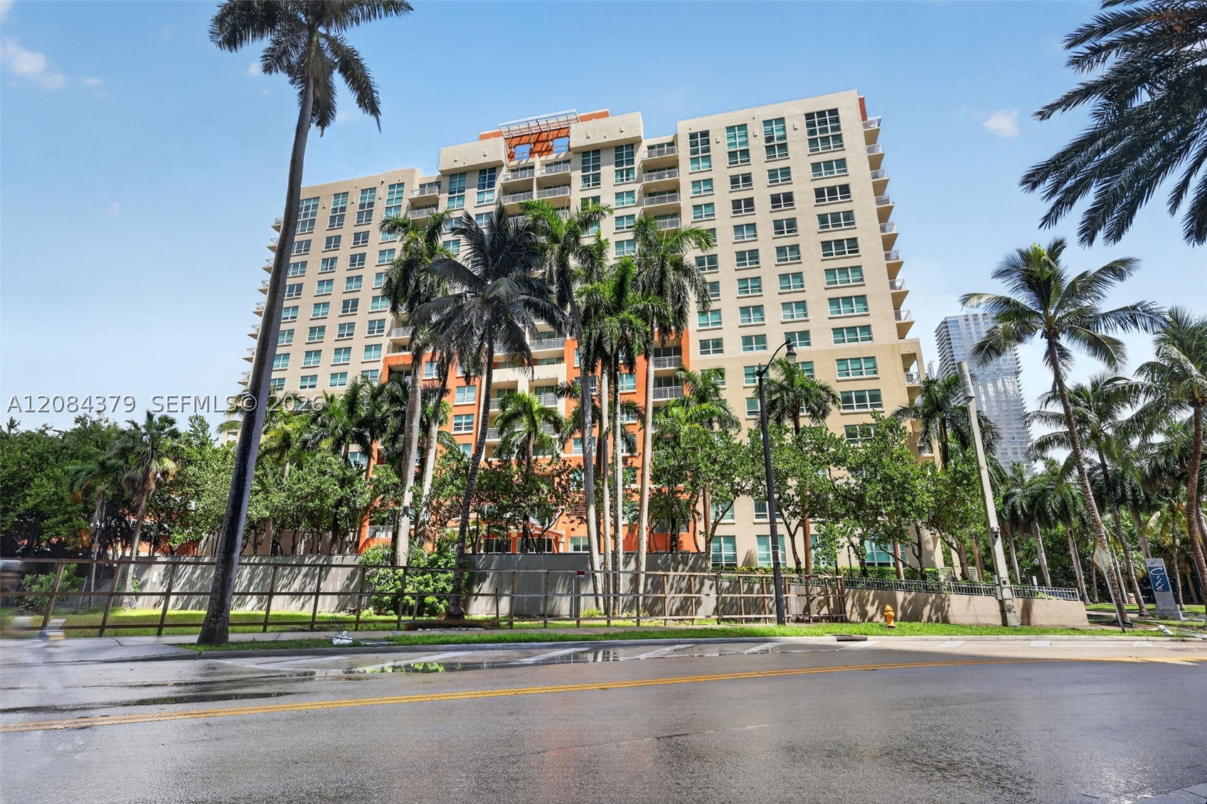 2000 N Bayshore Dr #317