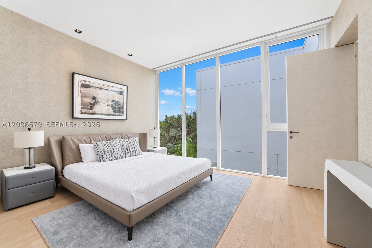 1011 W 48th St #8 Miami Beach, FL 33140