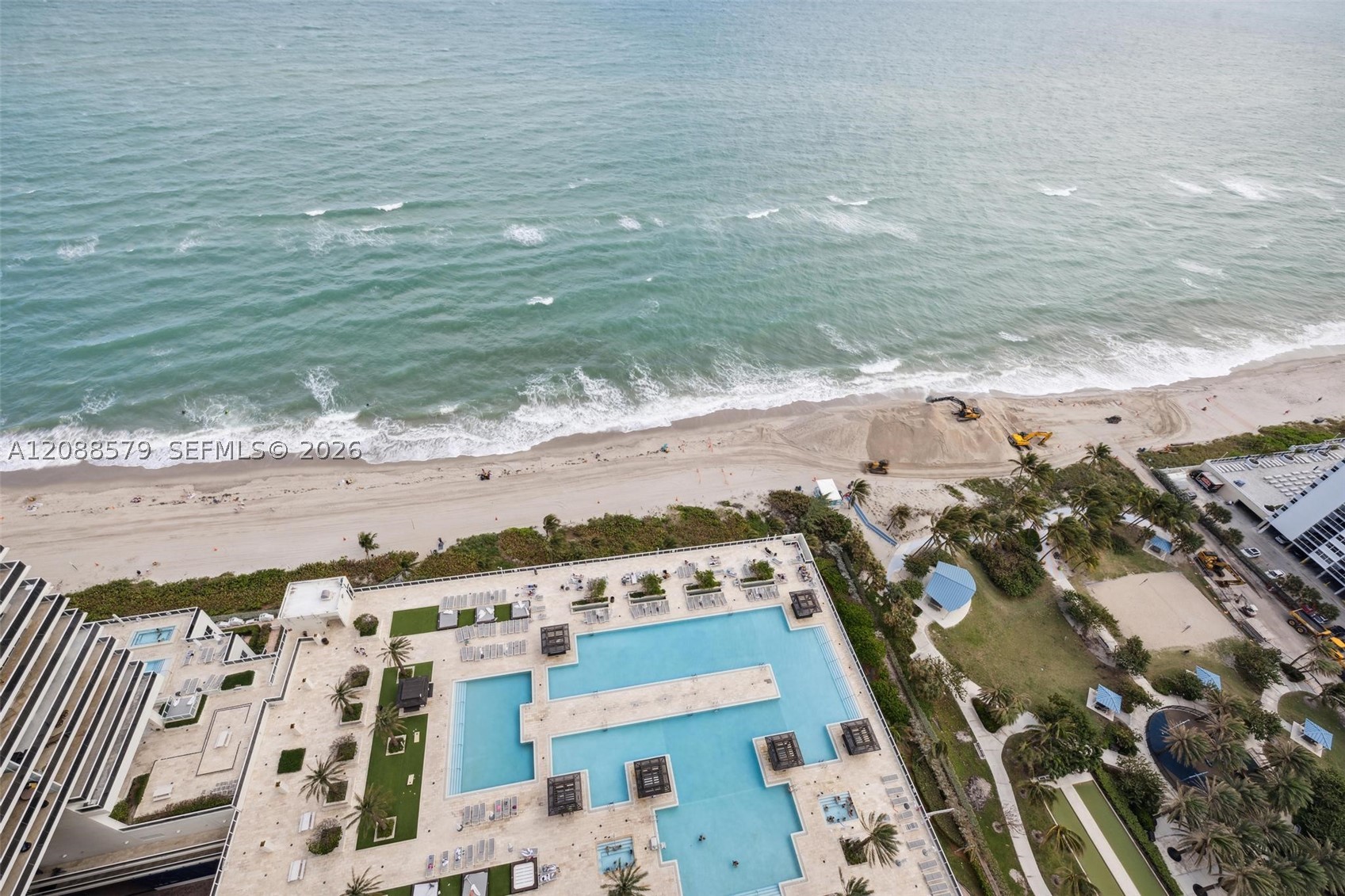 image Beach Club 121