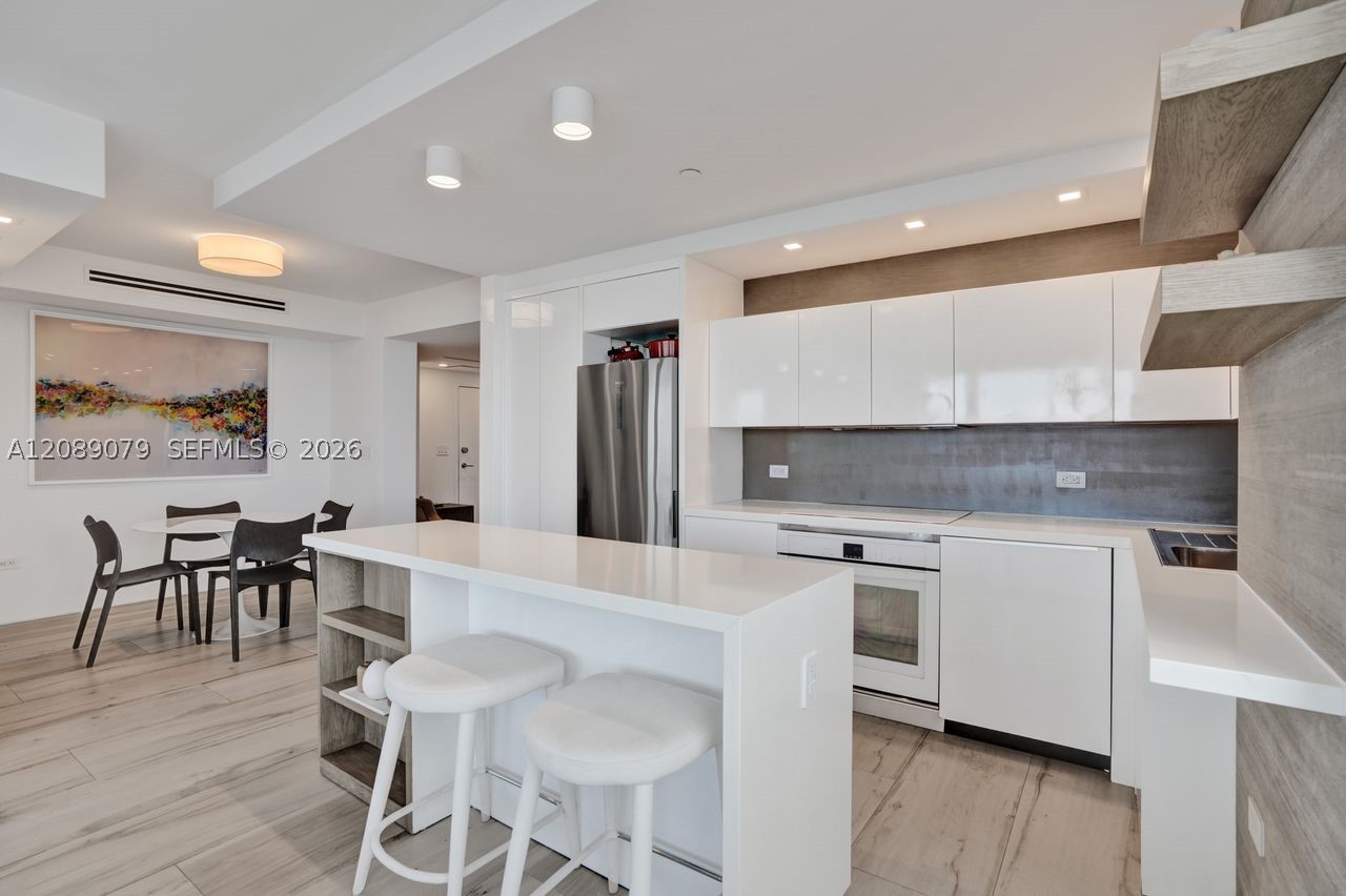 1330 West Ave #3407 Miami Beach, FL 33139
