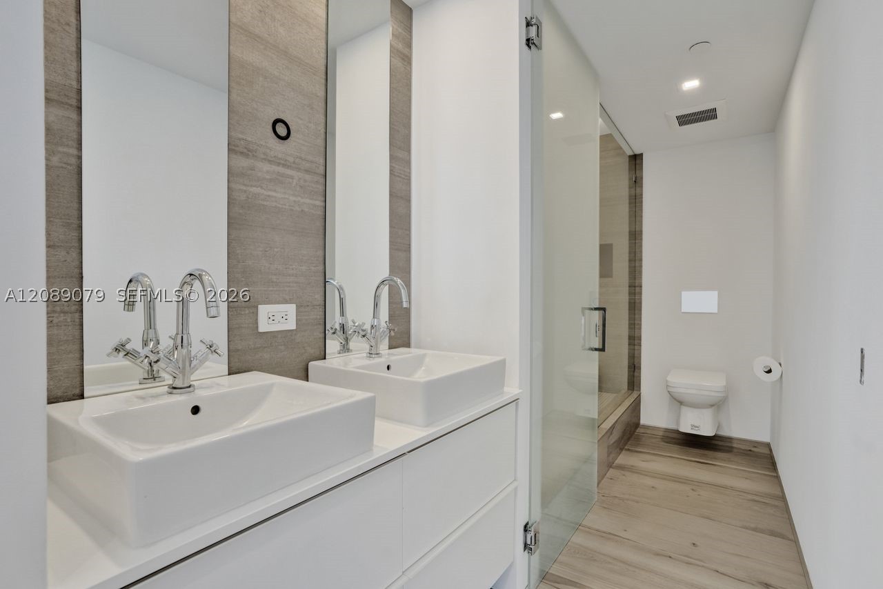 1330 West Ave #3407 Miami Beach, FL 33139