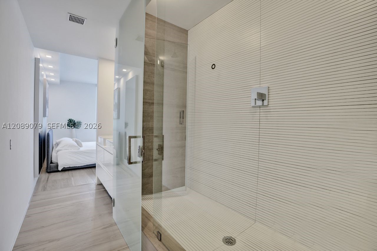 1330 West Ave #3407 Miami Beach, FL 33139