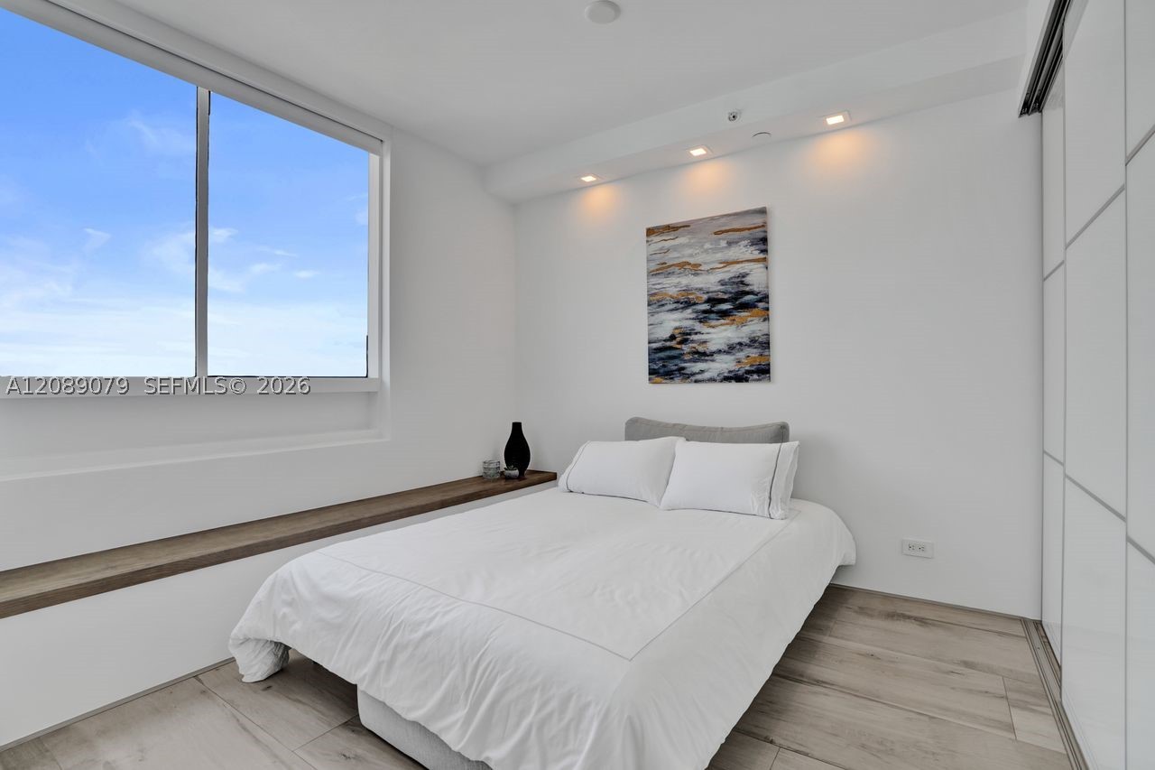 1330 West Ave #3407 Miami Beach, FL 33139