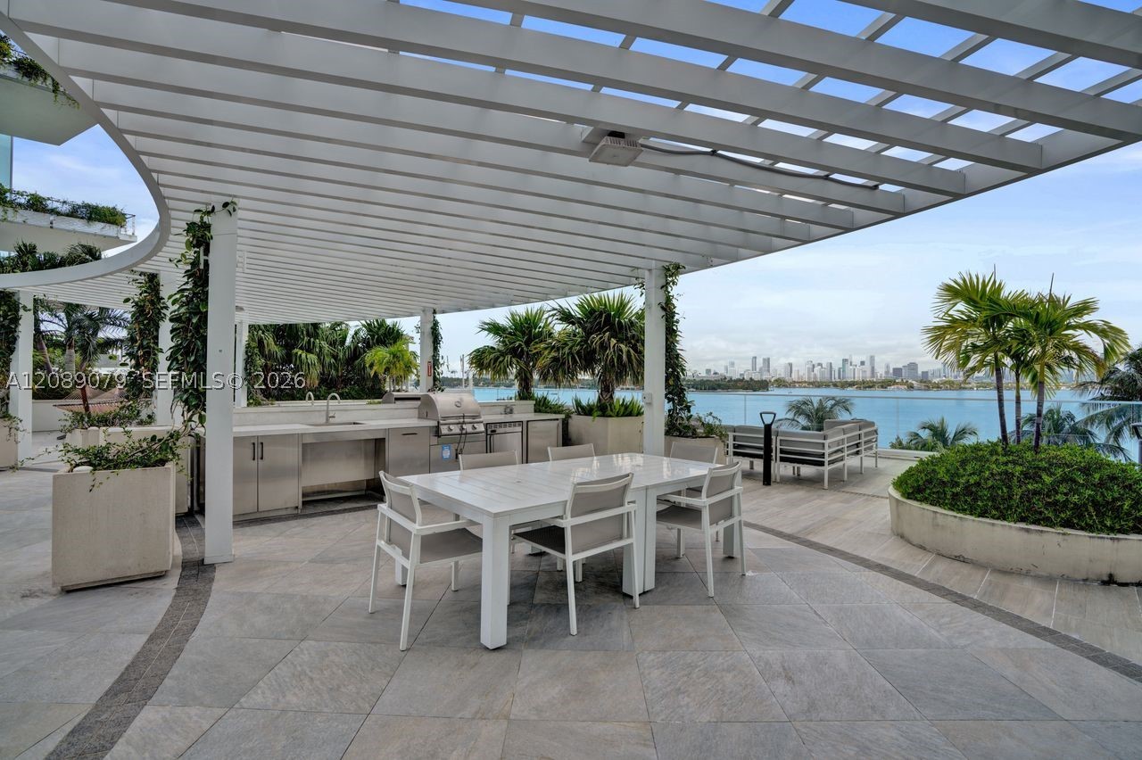 1330 West Ave #3407 Miami Beach, FL 33139