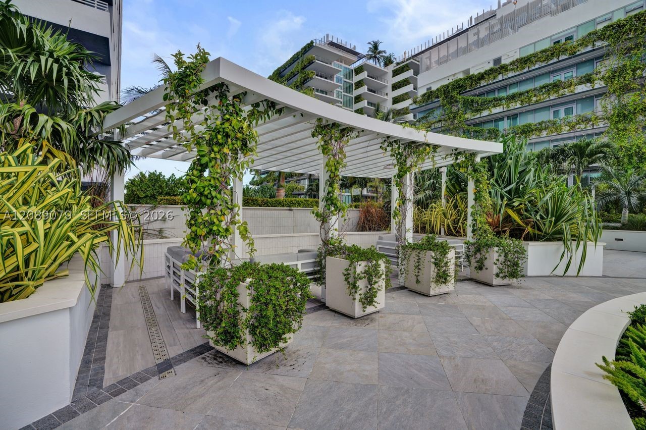 1330 West Ave #3407 Miami Beach, FL 33139