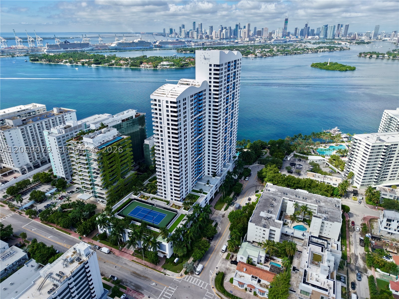 1330 West Ave #3407 Miami Beach, FL 33139