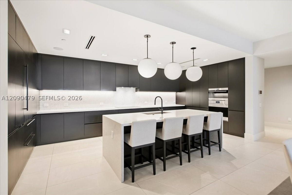 160 Isle Of Venice Dr #PH3 Fort Lauderdale, FL 33301