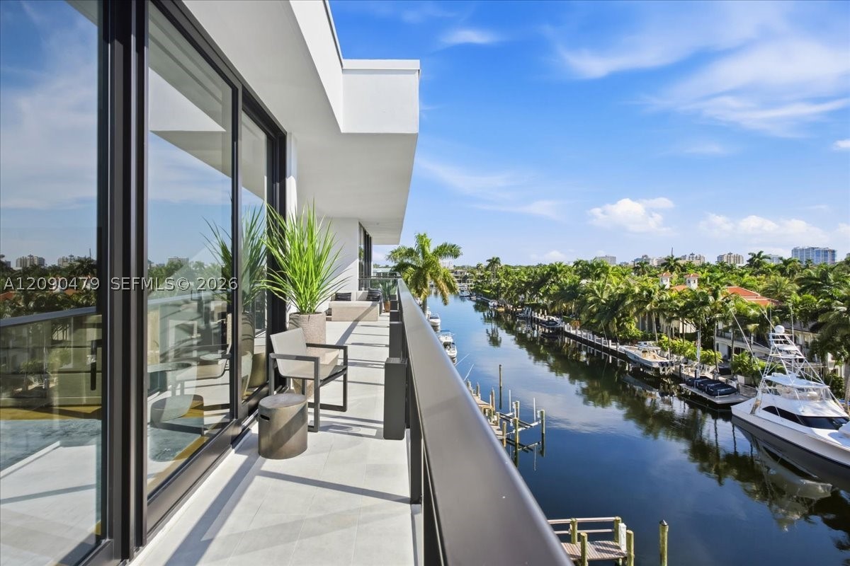 160 Isle Of Venice Dr #PH3 Fort Lauderdale, FL 33301