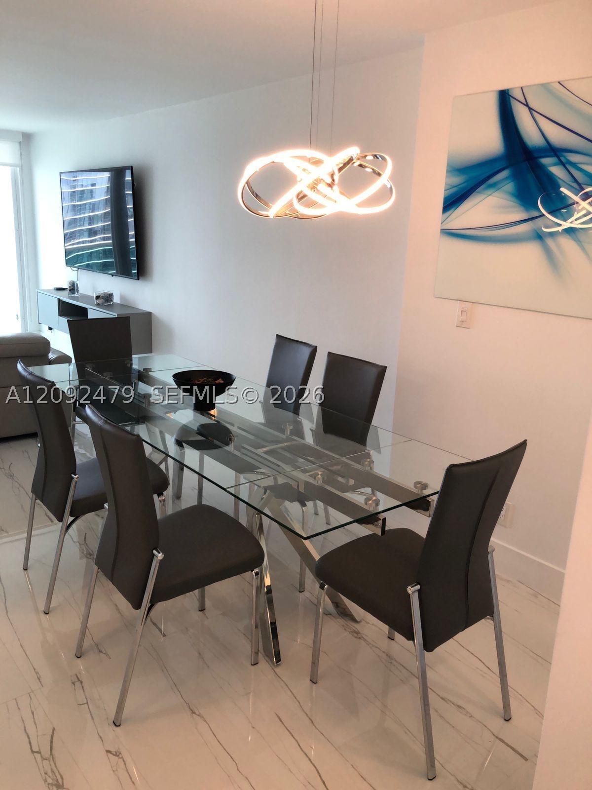 image Arlen House East12