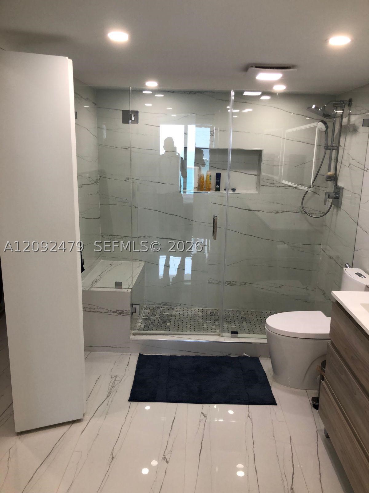 image Arlen House East20