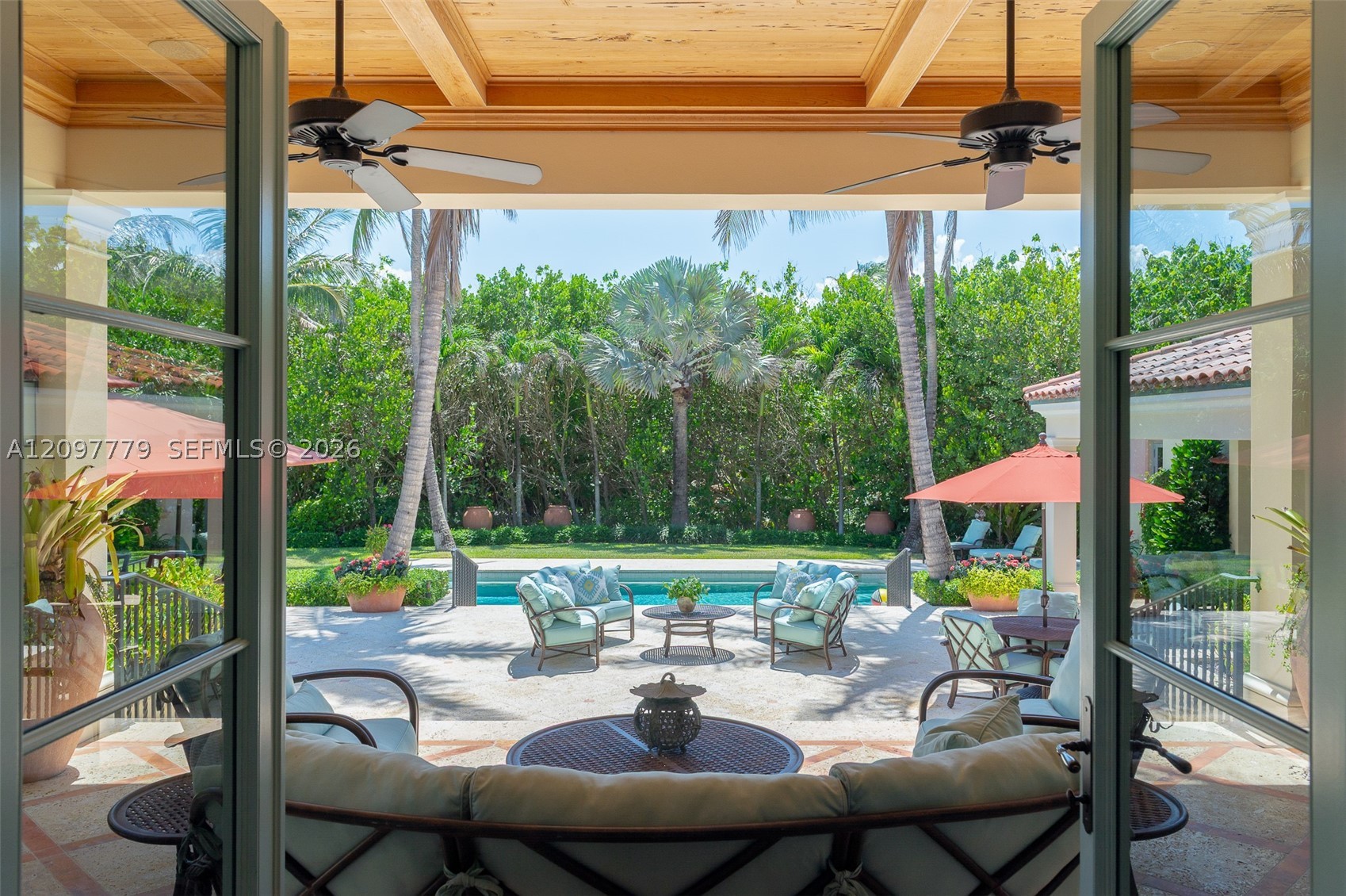 183 S Beach Rd Jupiter Island, FL 33455