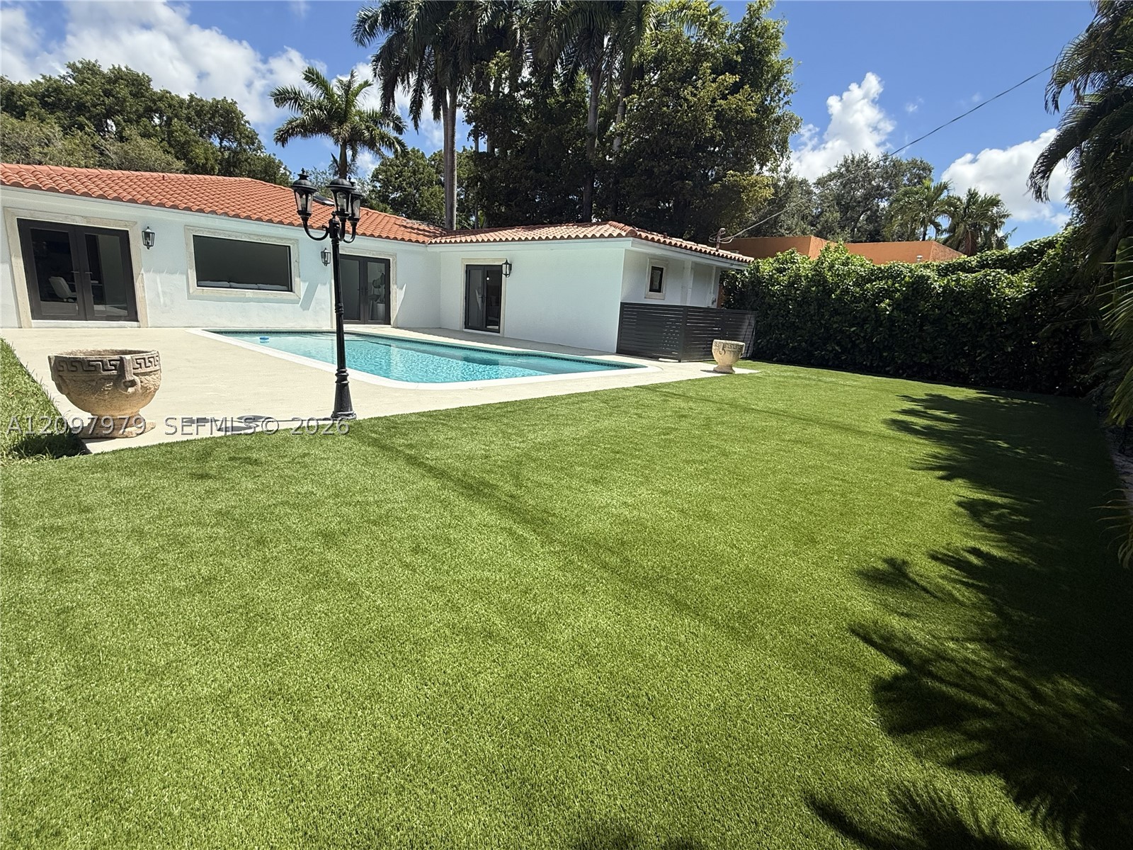 1320 Alhambra Cir Coral Gables, FL 33134