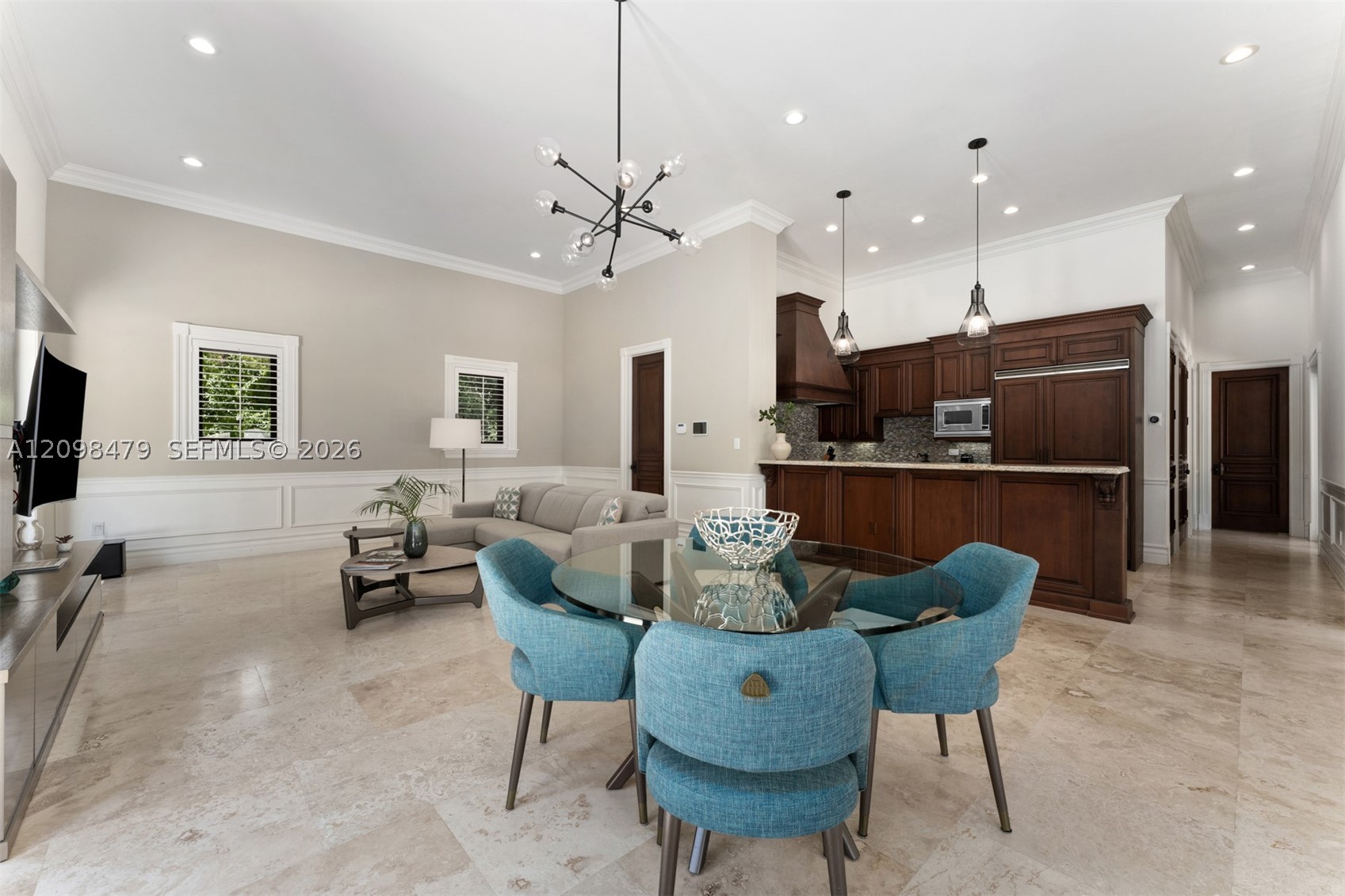 6645 SW 102nd St Pinecrest, FL 33156