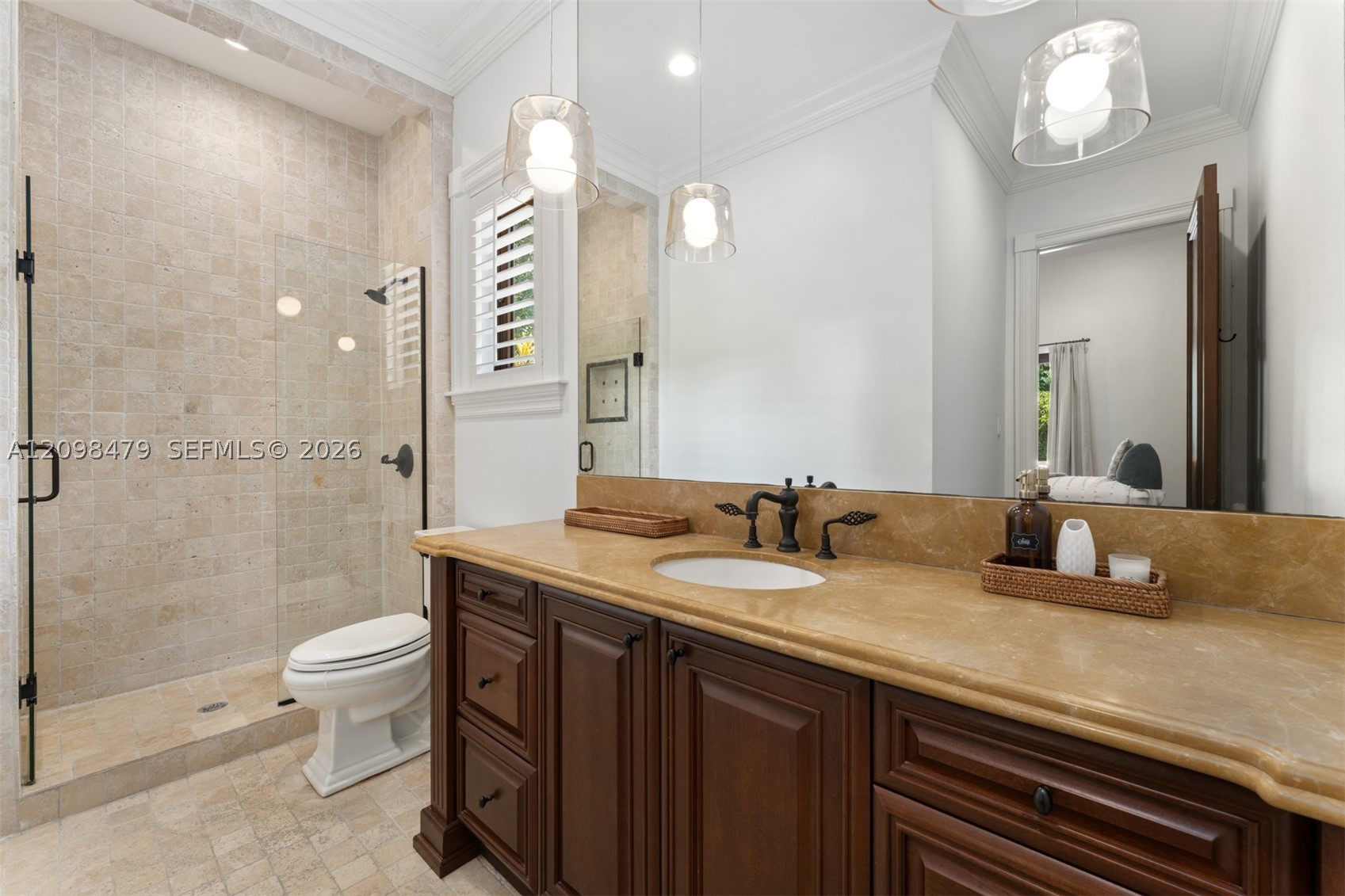 6645 SW 102nd St Pinecrest, FL 33156