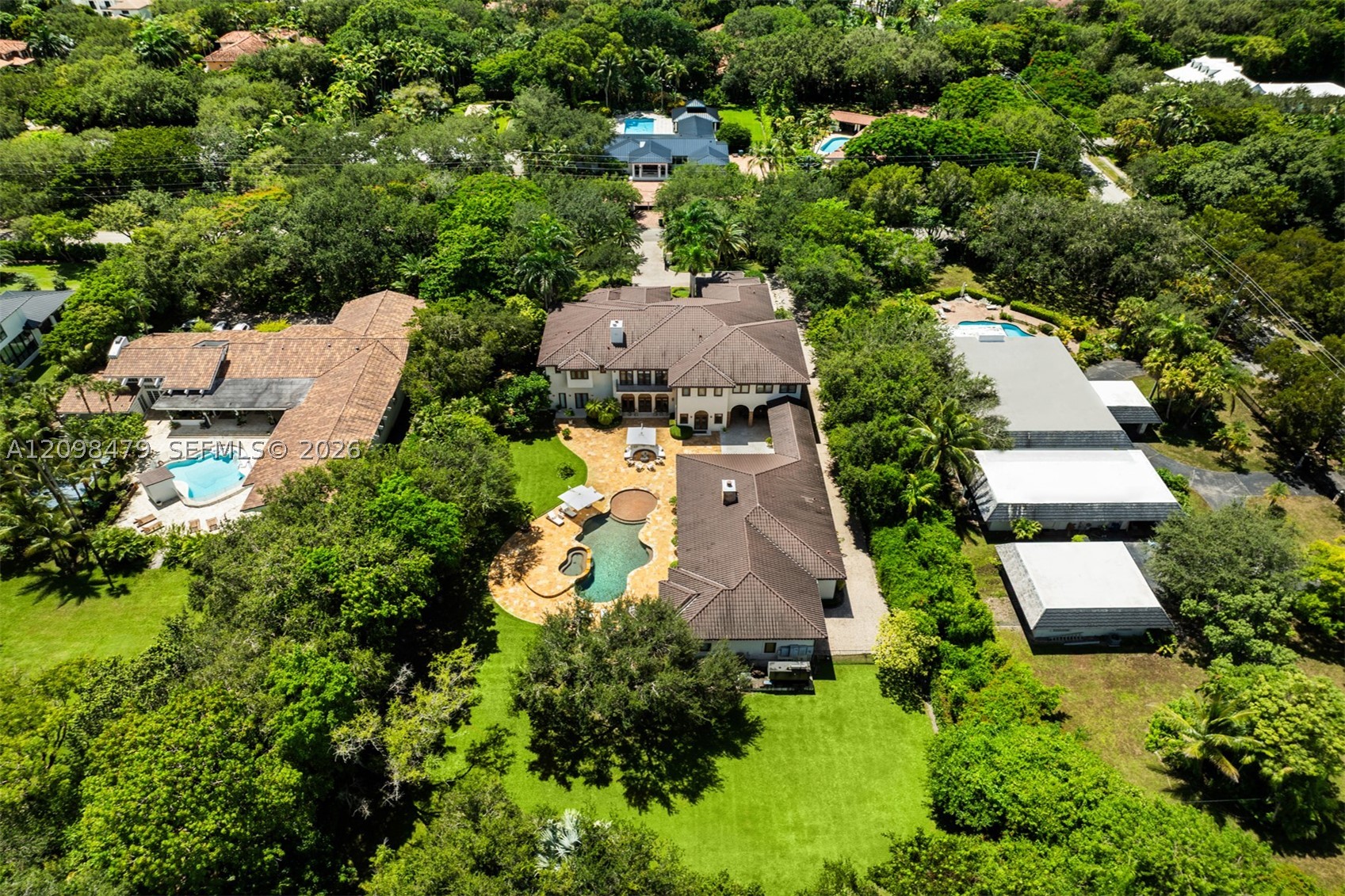 6645 SW 102nd St Pinecrest, FL 33156