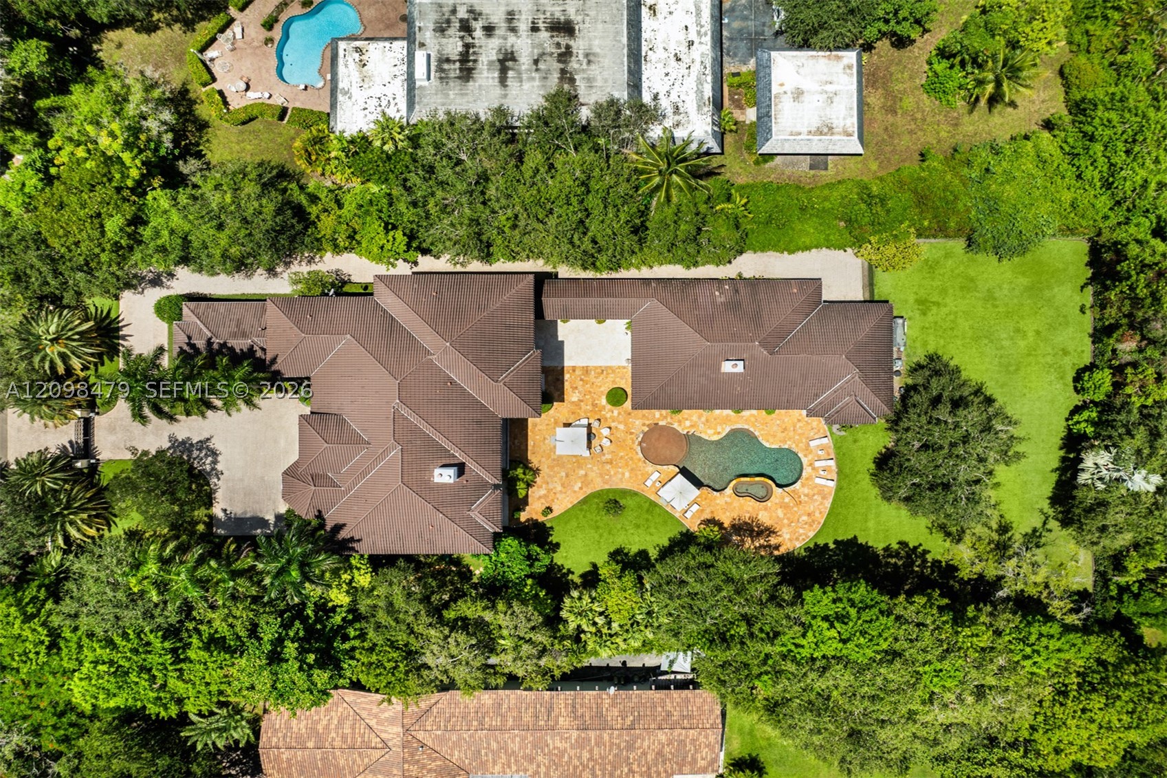 6645 SW 102nd St Pinecrest, FL 33156