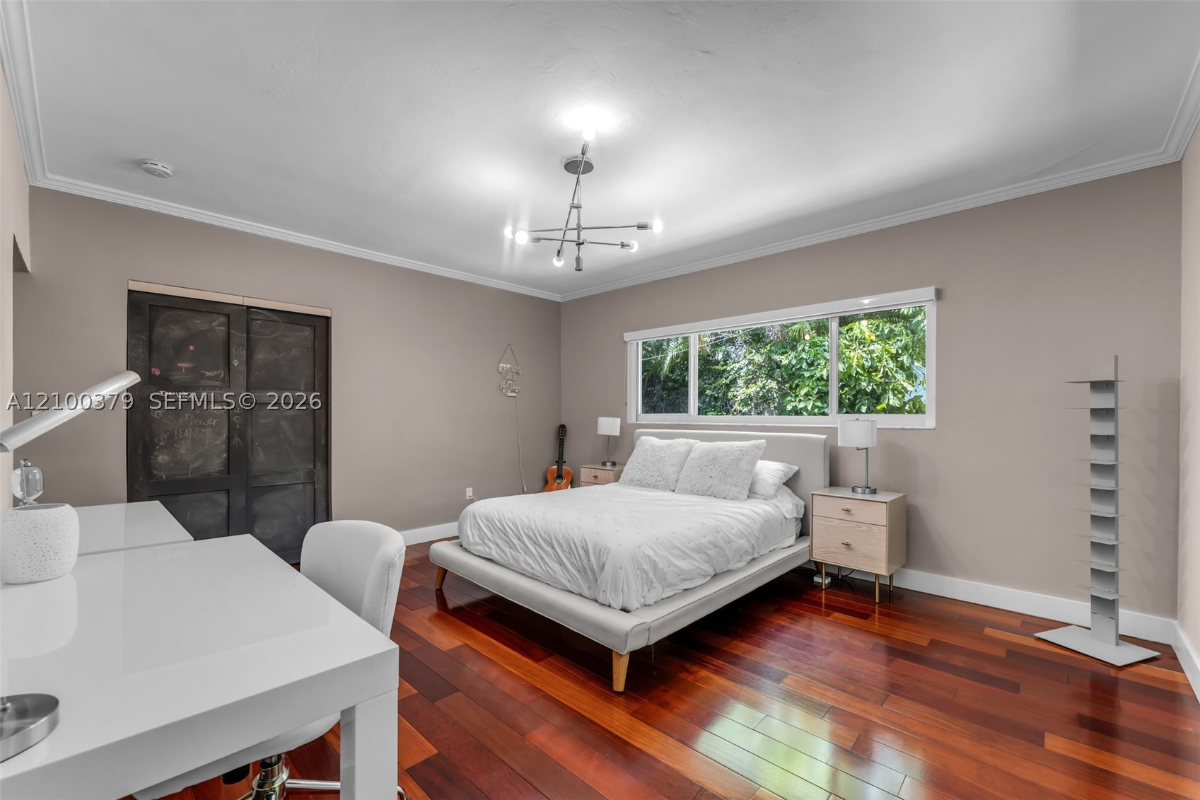 8 Pinta Rd Miami, FL 33133