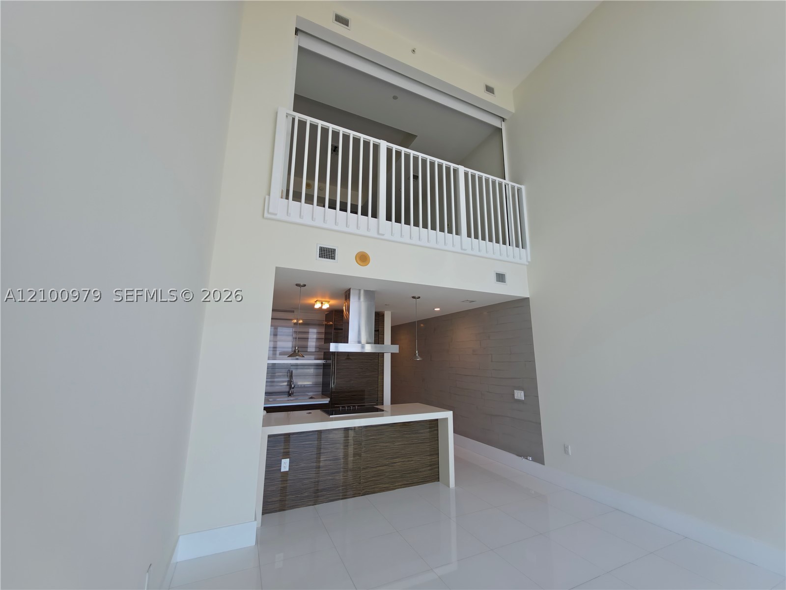 1100 Biscayne Blvd #1703
