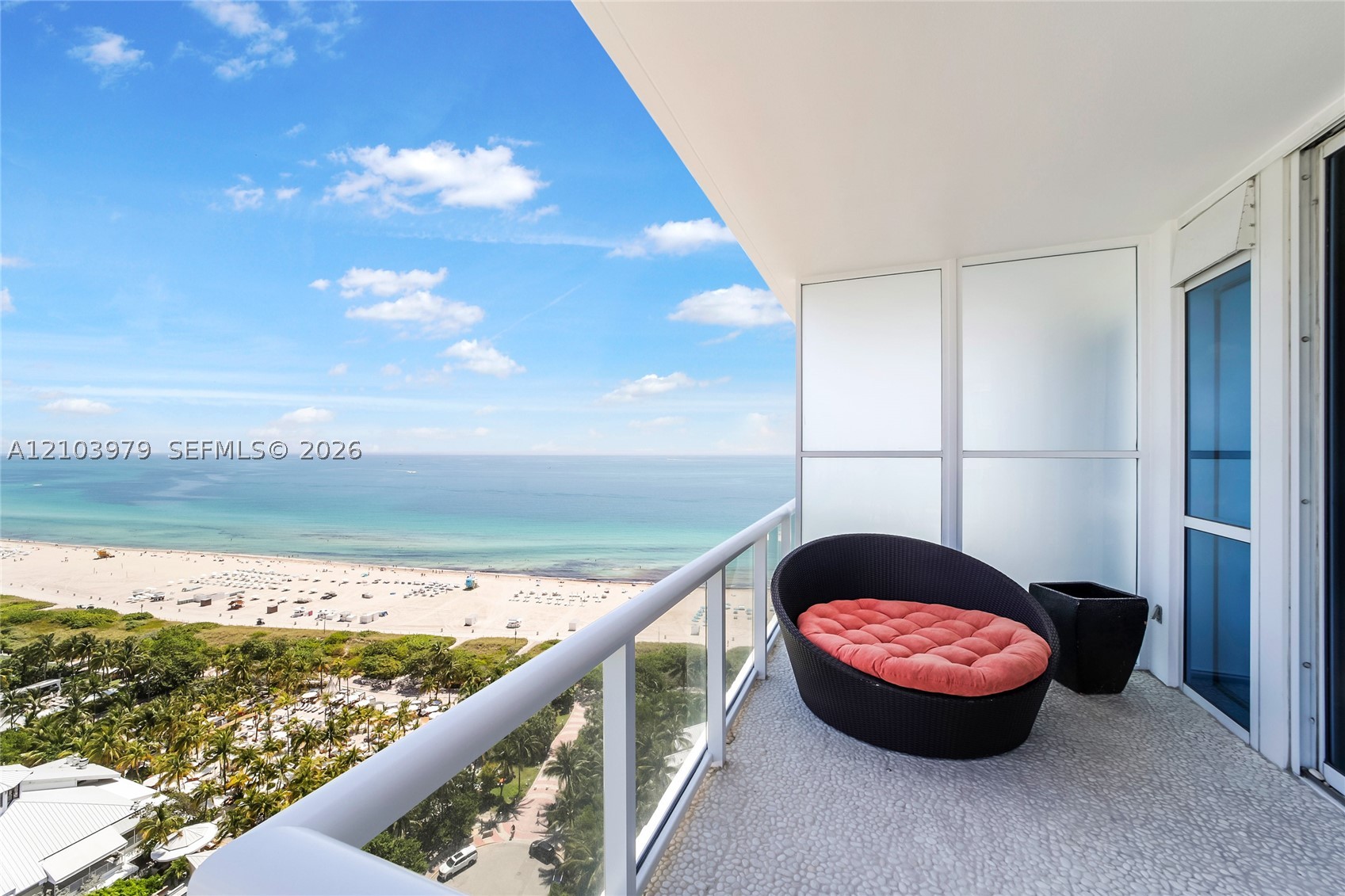 image Continuum South Beach North Tower15
